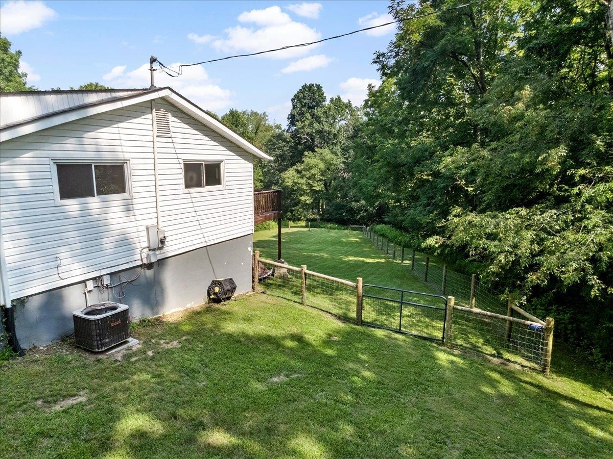 6586 Parrott Mountain Drive Parrott VA 24132