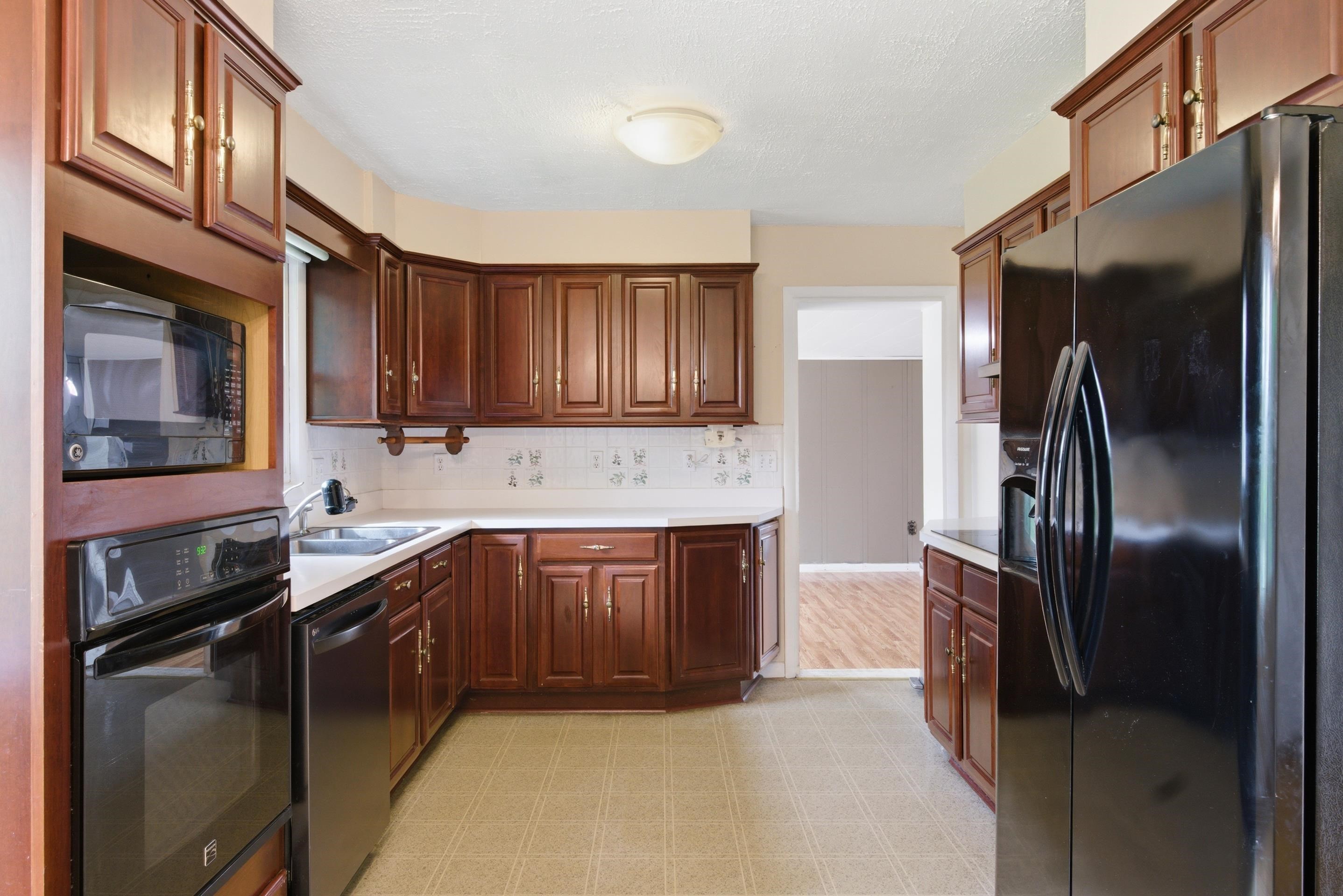 820 Seventh Street Radford VA 24141