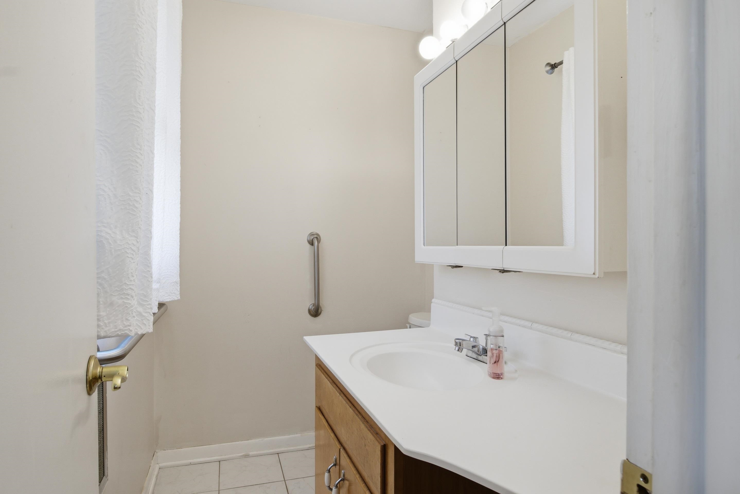 820 Seventh Street Radford VA 24141