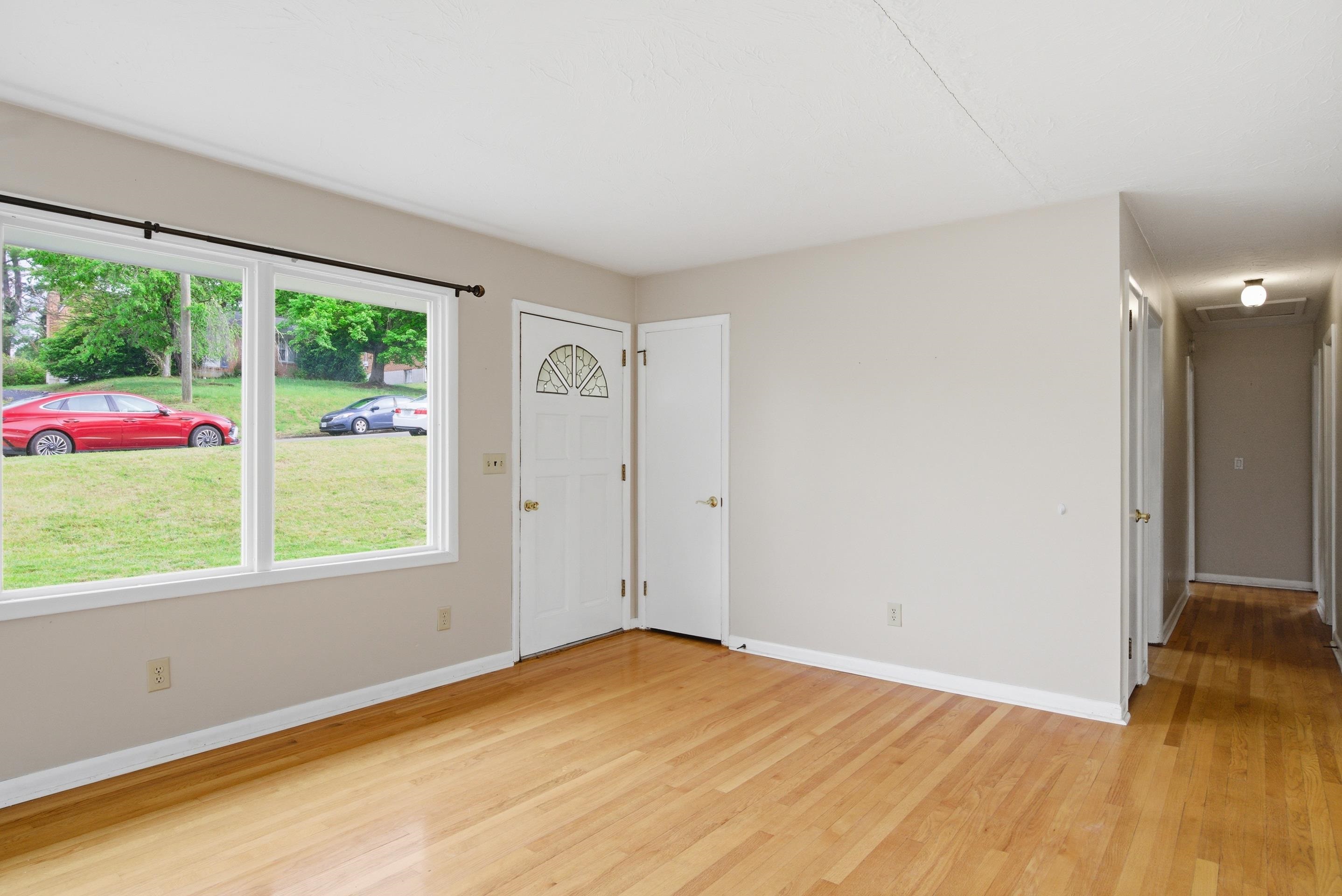 820 Seventh Street Radford VA 24141