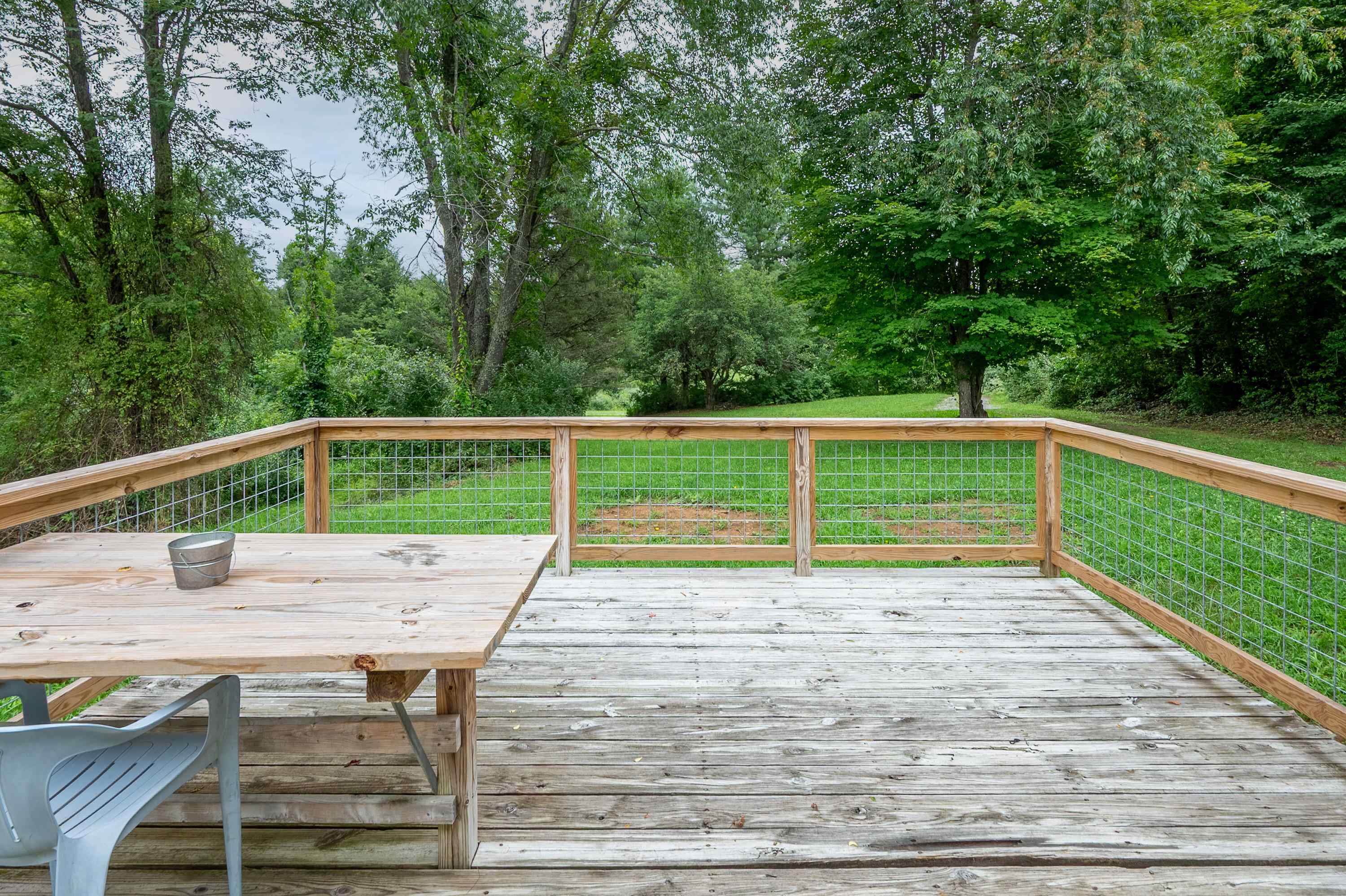 2890 Stonewall Road NW Pilot VA 24138