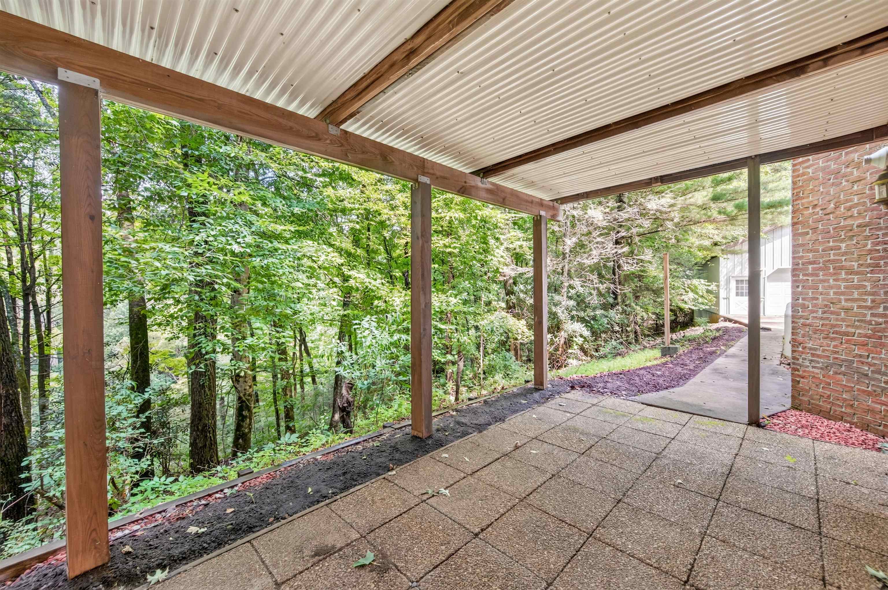 116 Rock Point Lane Marion VA 24354