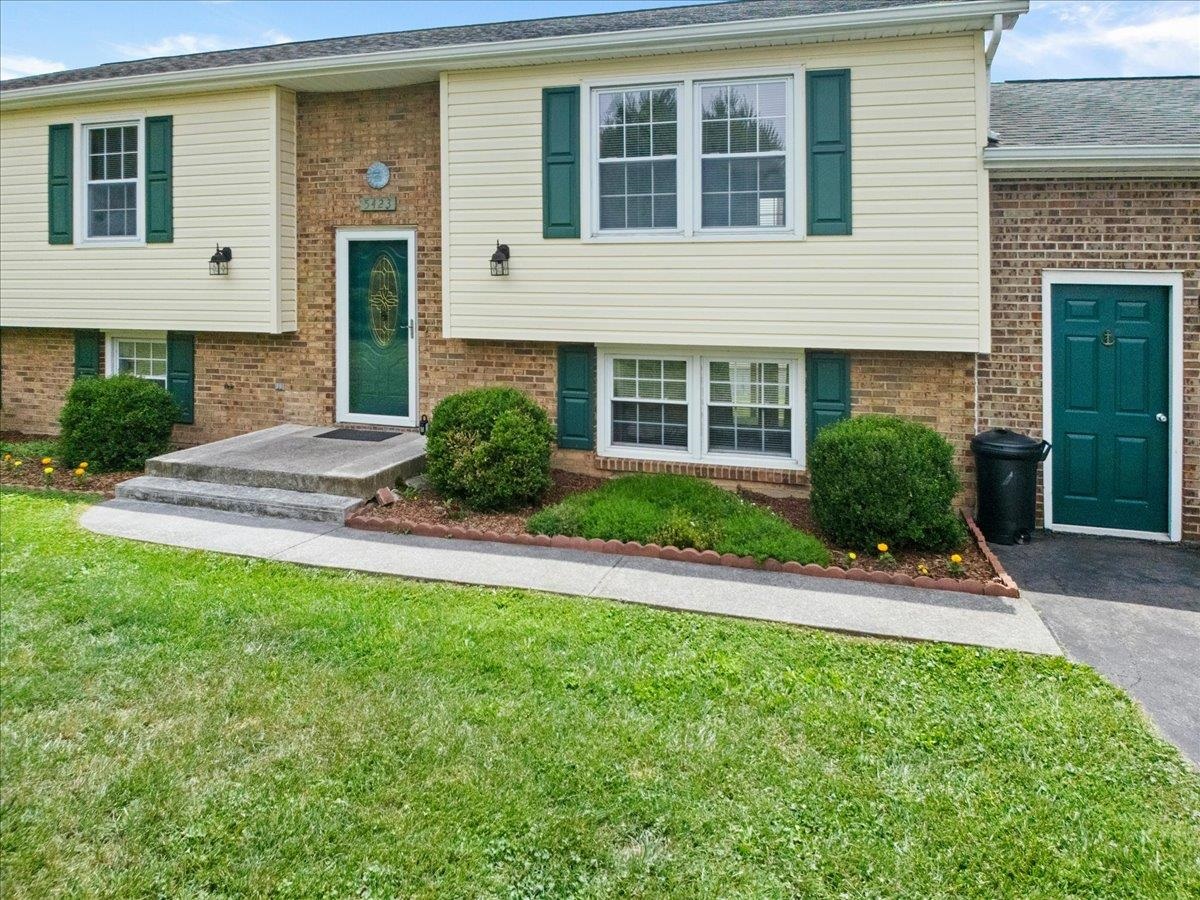 5423 Ridgeview Waye Dublin VA 24084