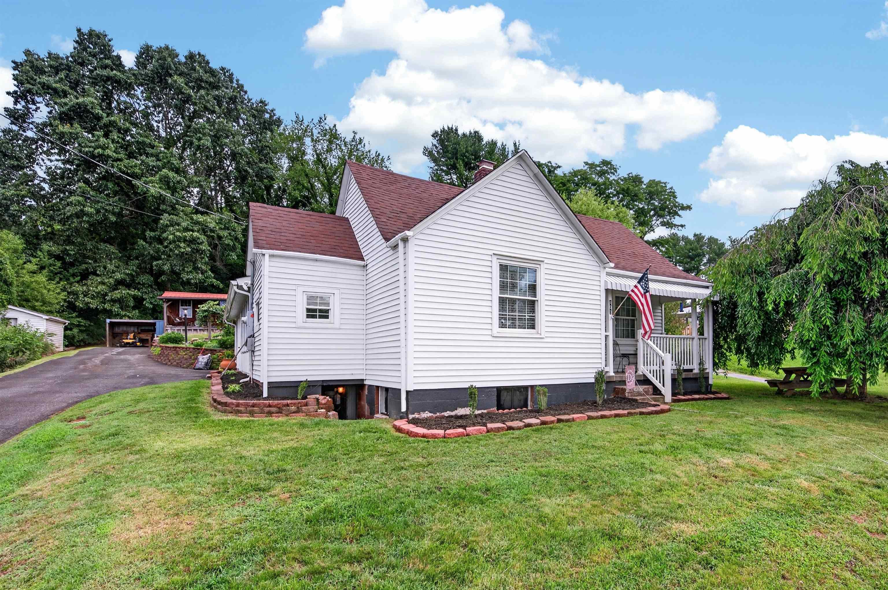 403 Cedar Drive Ripplemead VA 24150