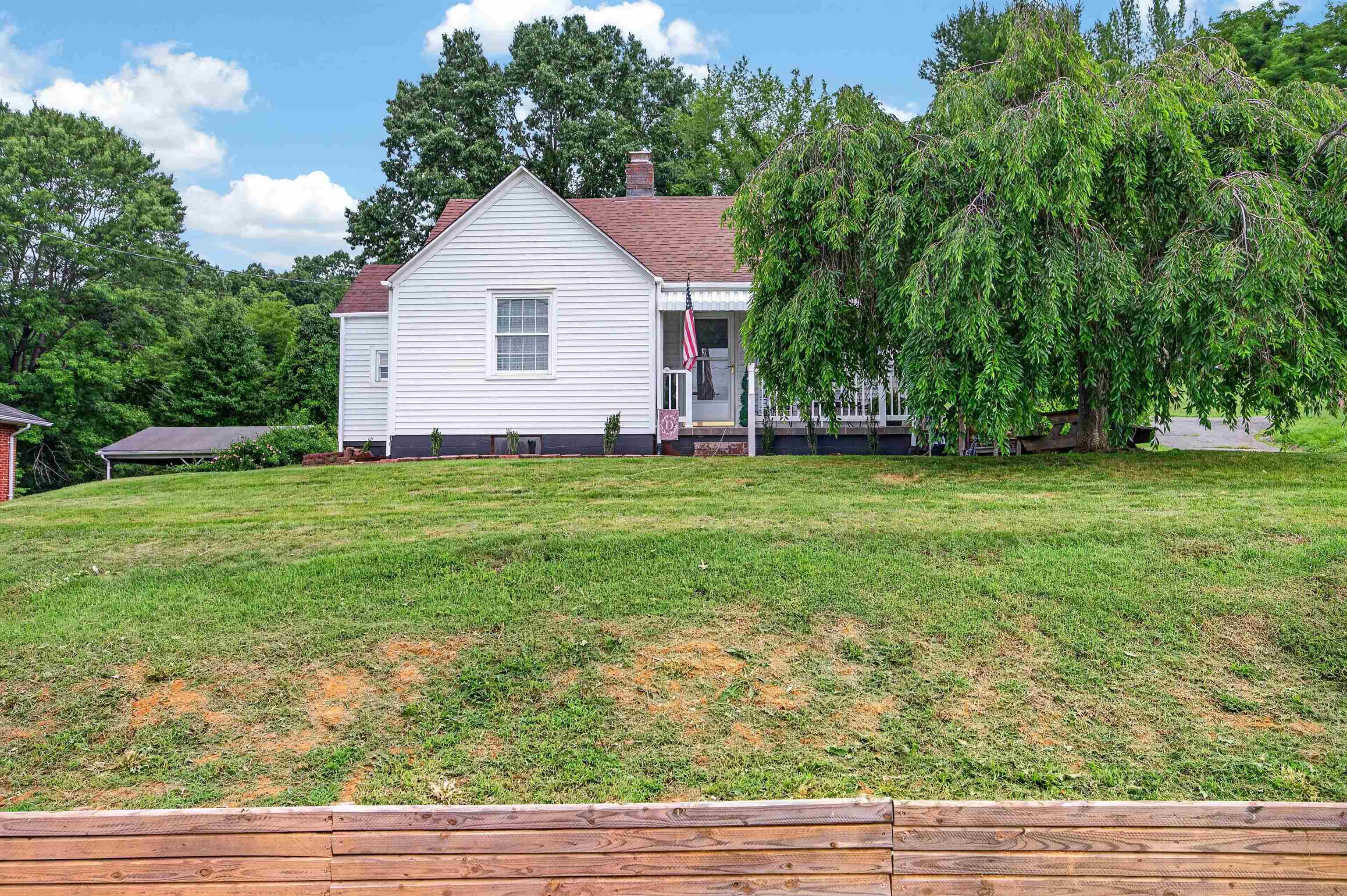 403 Cedar Drive Ripplemead VA 24150