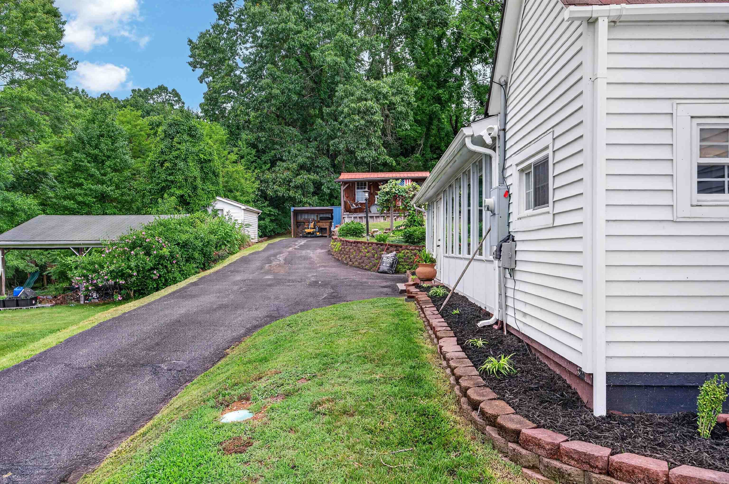 403 Cedar Drive Ripplemead VA 24150