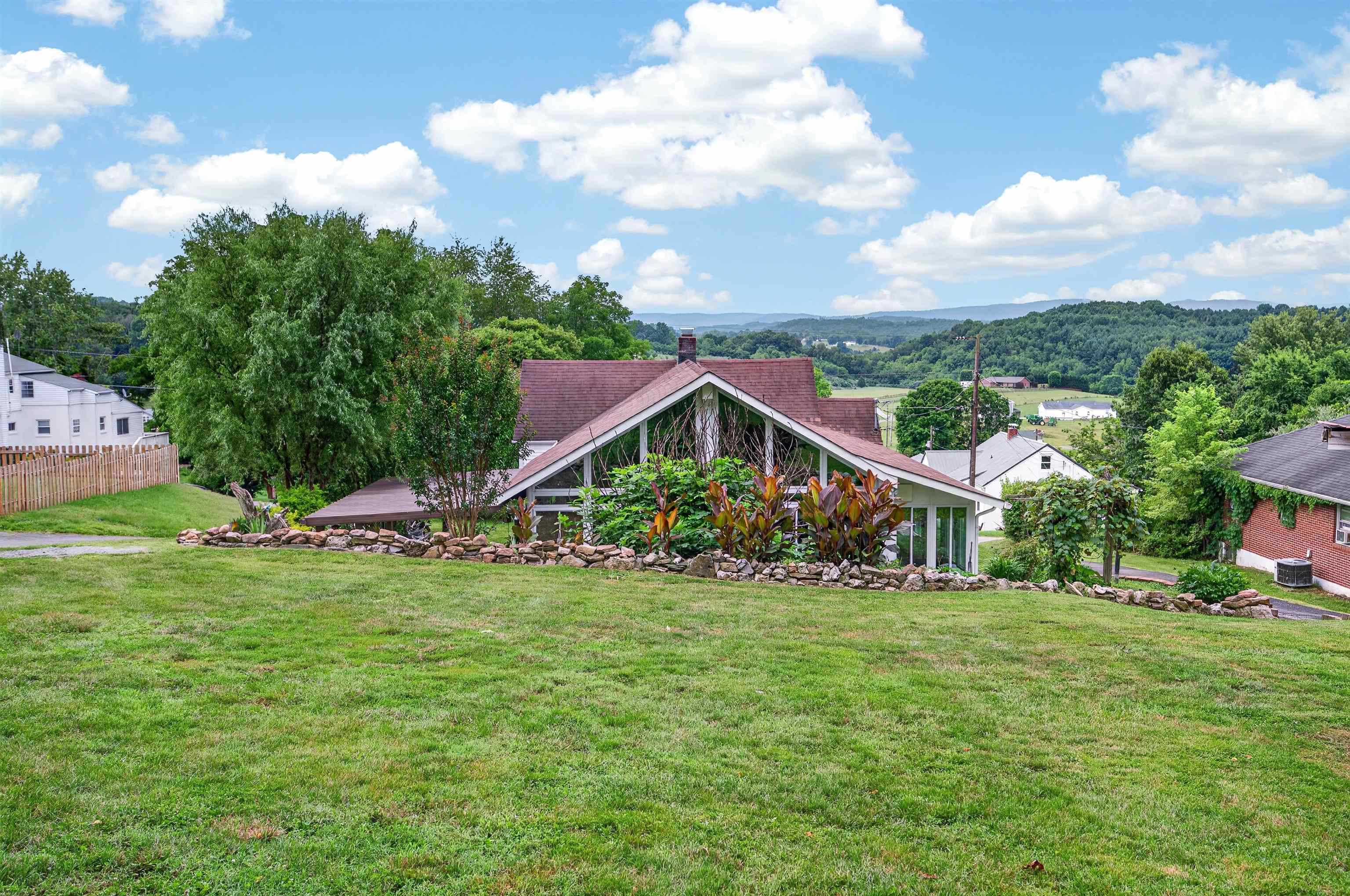 403 Cedar Drive Ripplemead VA 24150