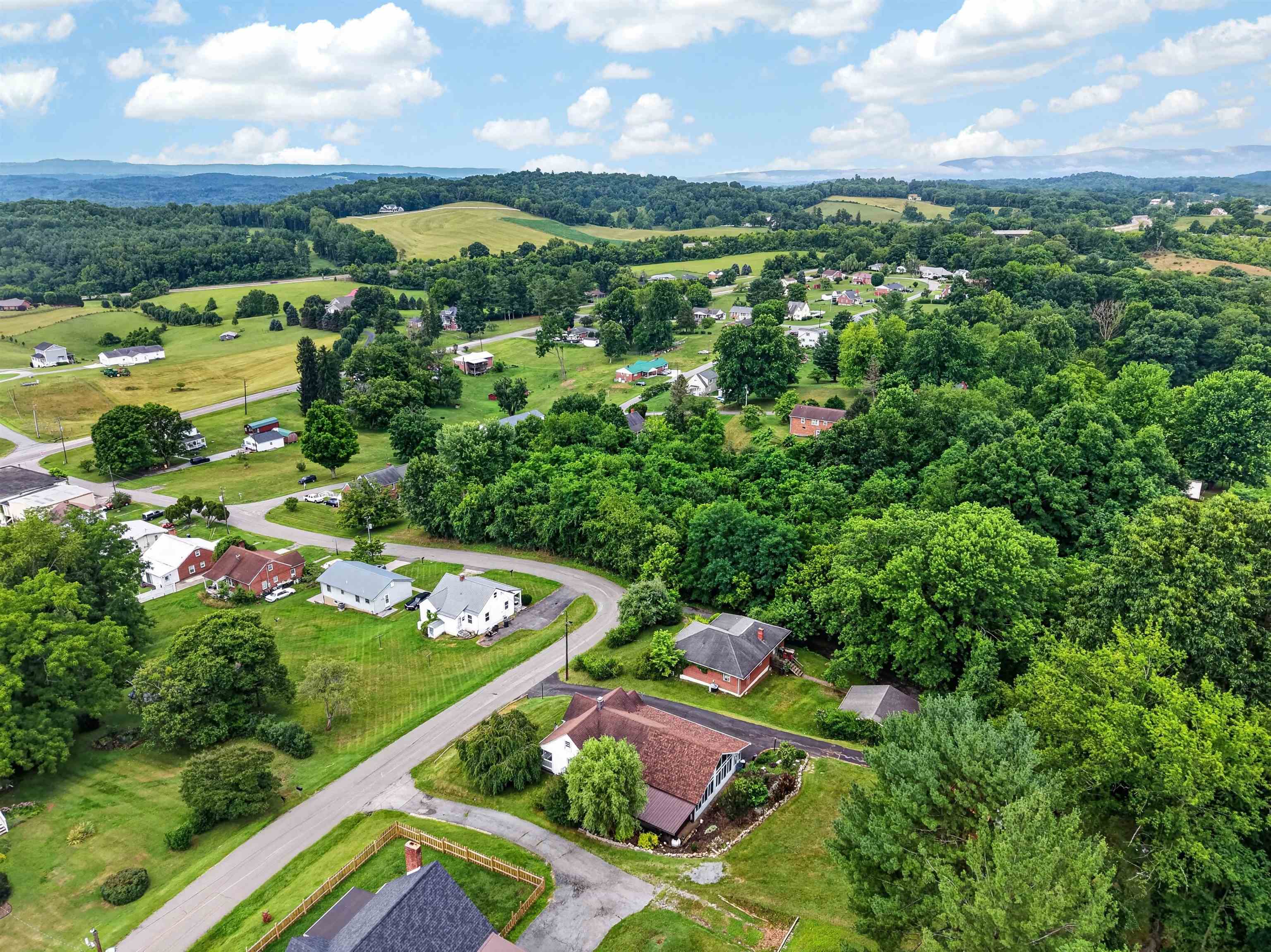403 Cedar Drive Ripplemead VA 24150