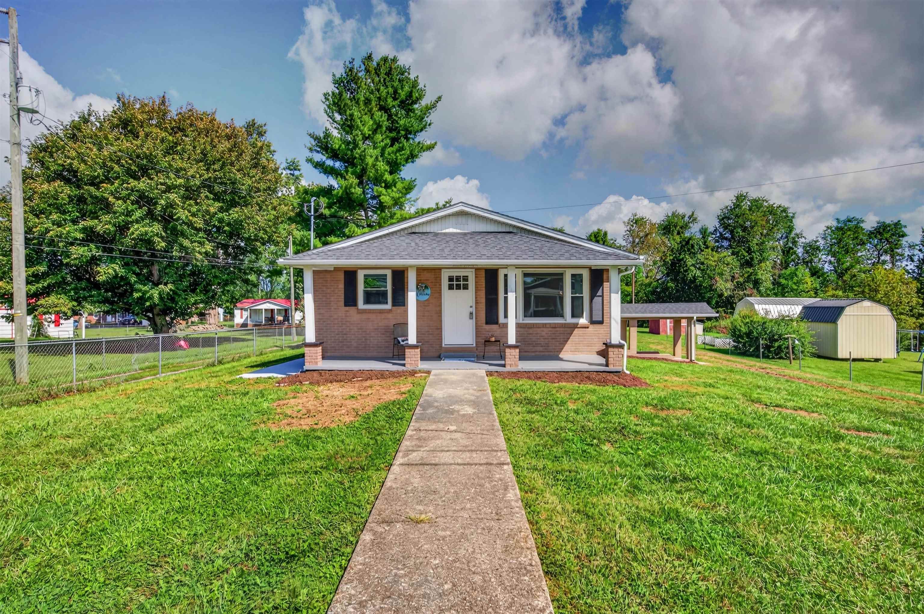 539 Friendly Circle Marion VA 24354