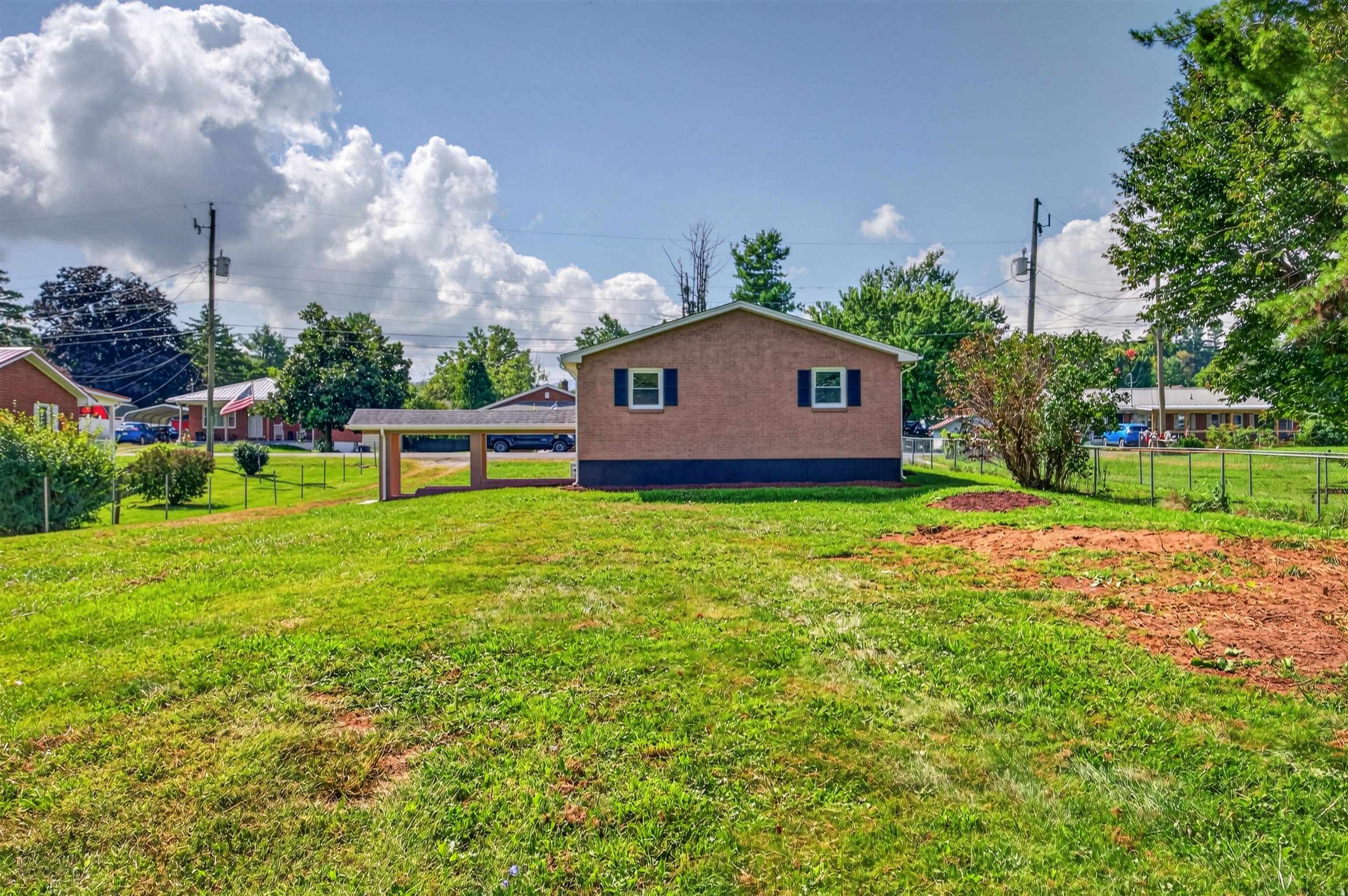 539 Friendly Circle Marion VA 24354