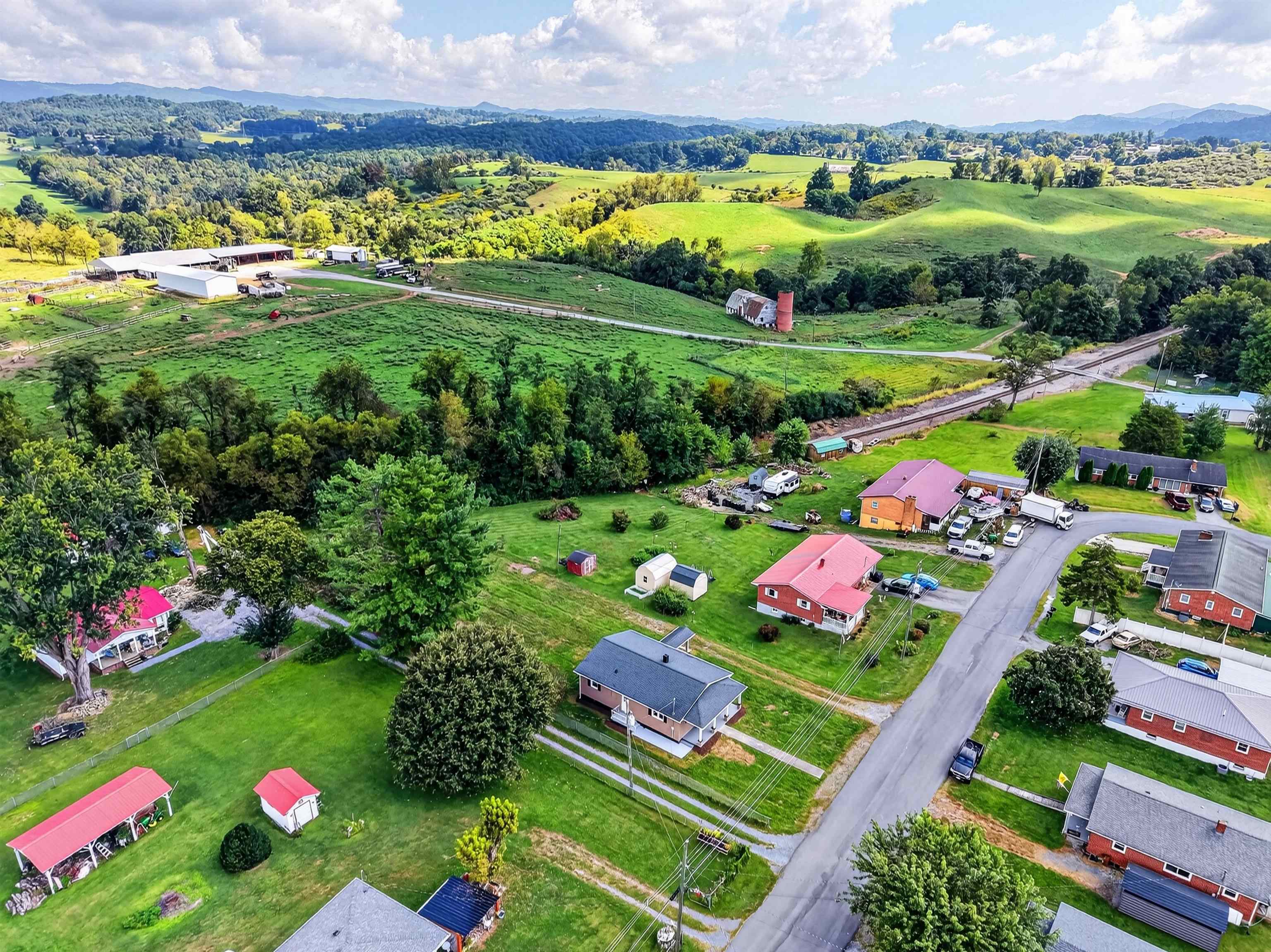 539 Friendly Circle Marion VA 24354