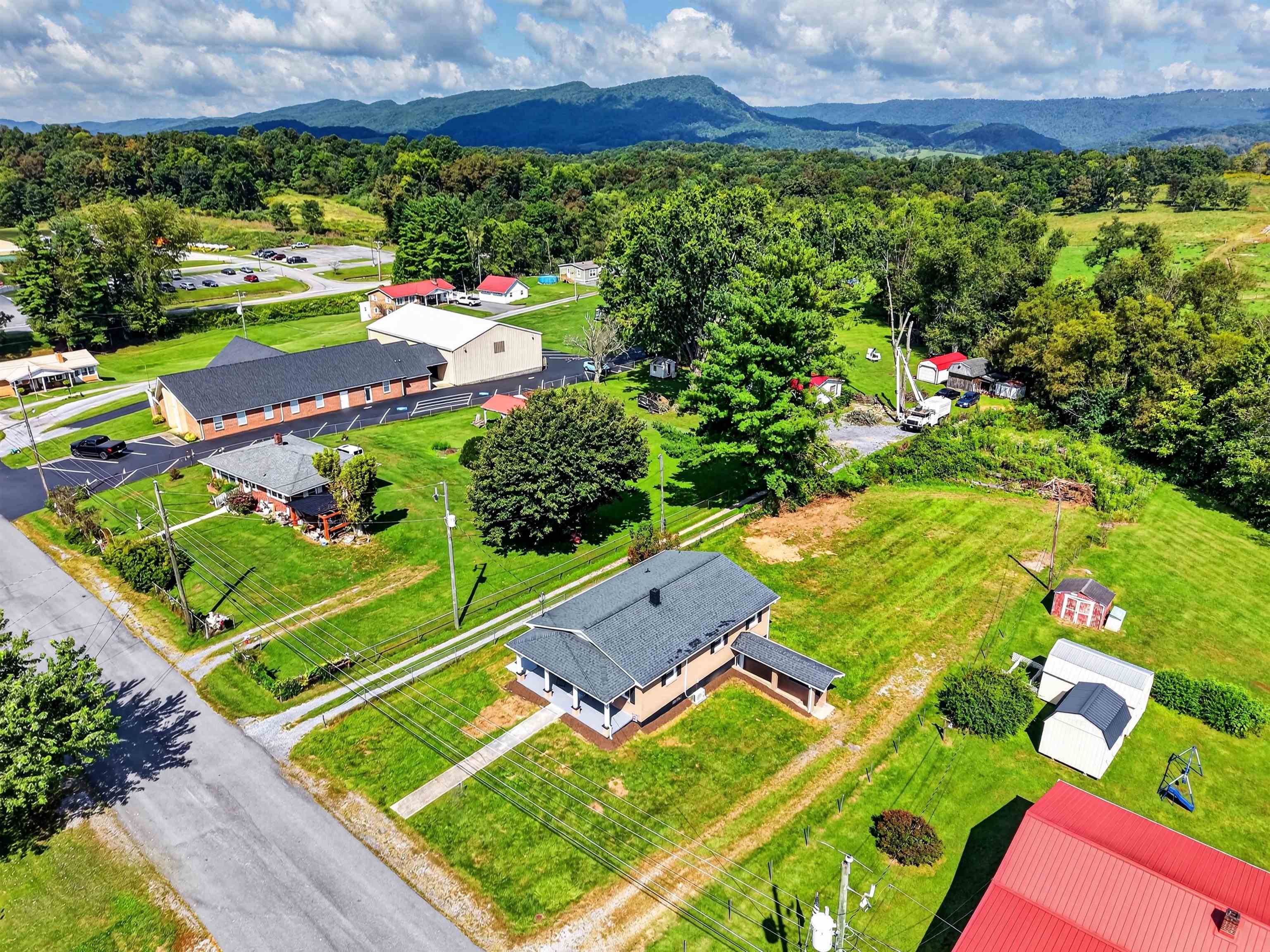 539 Friendly Circle Marion VA 24354