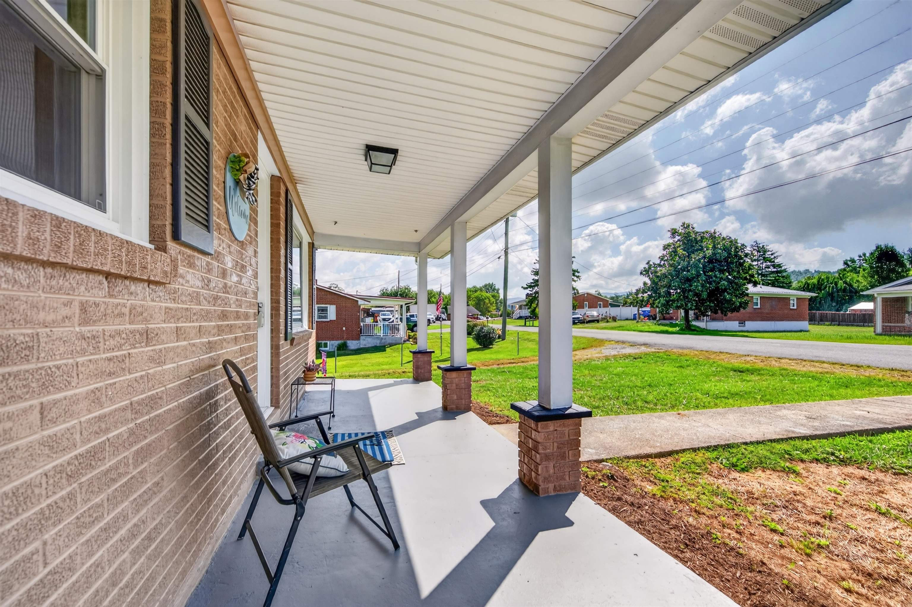 539 Friendly Circle Marion VA 24354