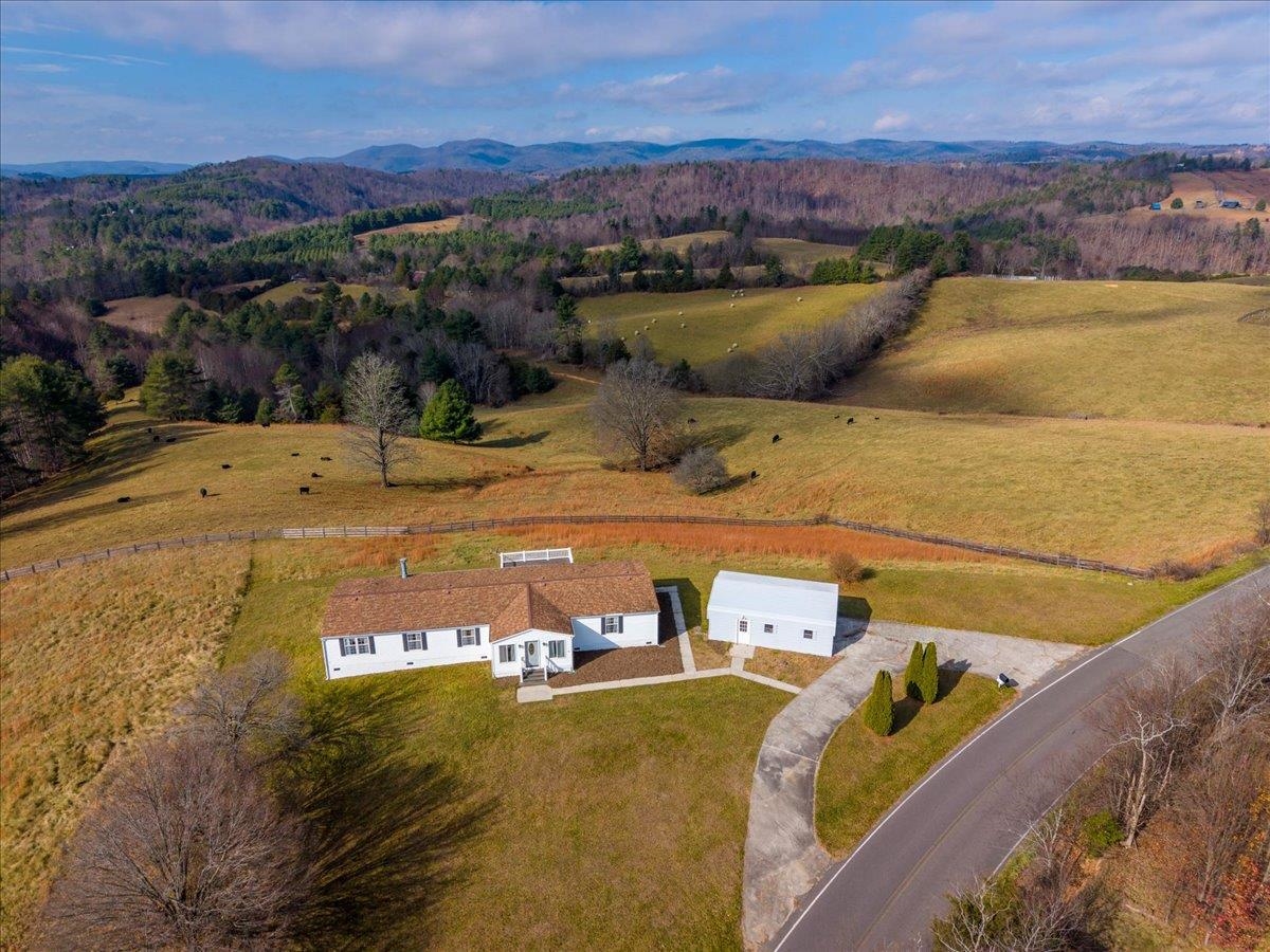 2229 NW Indian Valley Po Road Indian Valley VA 24105