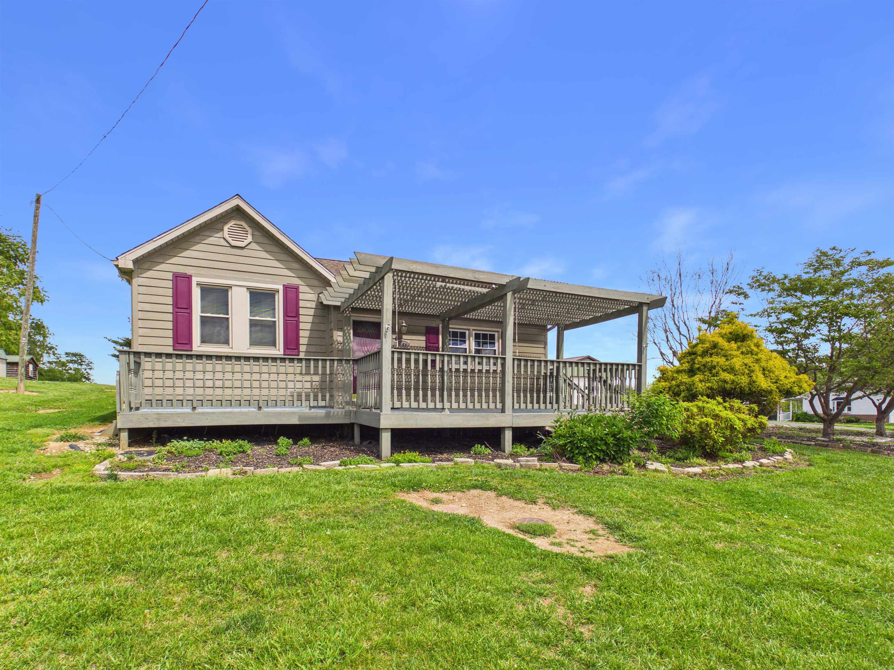 5833 Lyons Road Dublin VA 24084