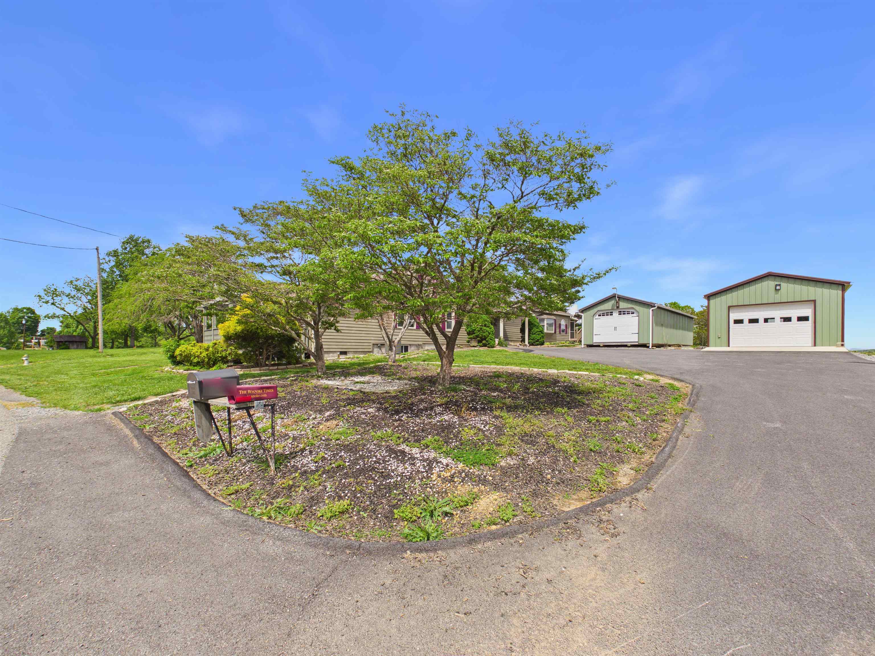 5833 Lyons Road Dublin VA 24084
