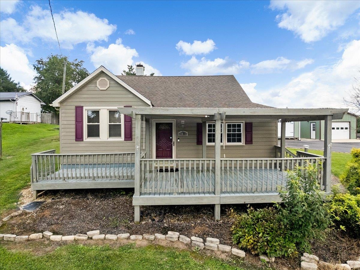 5833 Lyons Road Dublin VA 24084
