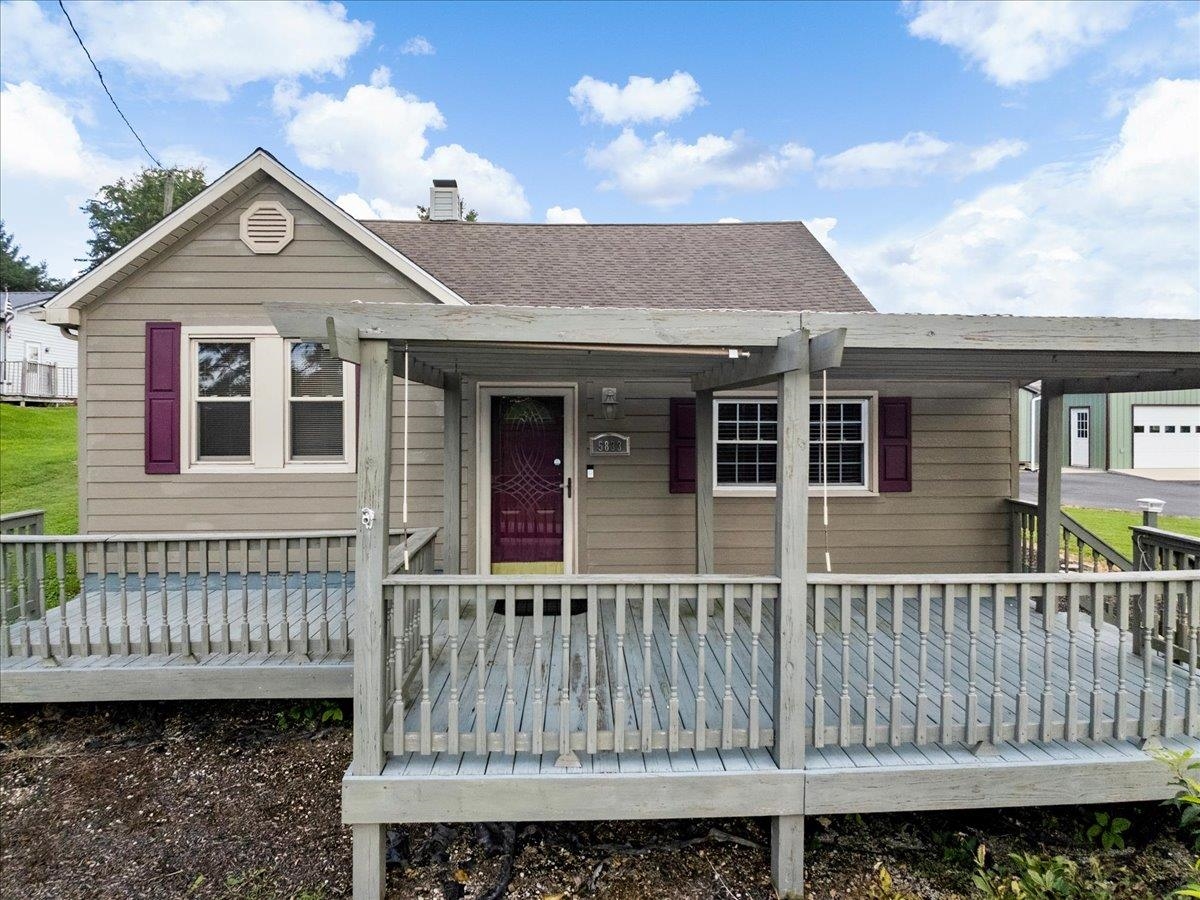 5833 Lyons Road Dublin VA 24084