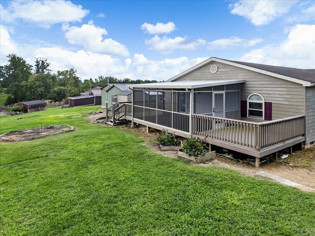 5833 Lyons Road Dublin VA 24084