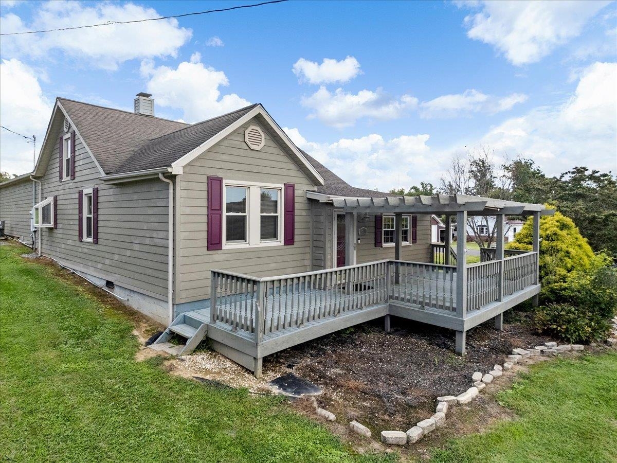 5833 Lyons Road Dublin VA 24084