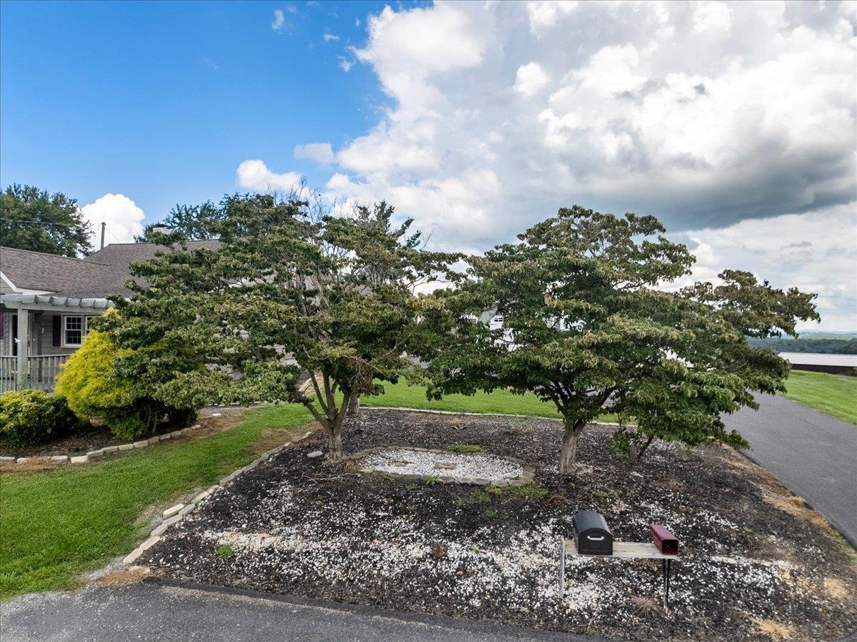 5833 Lyons Road Dublin VA 24084