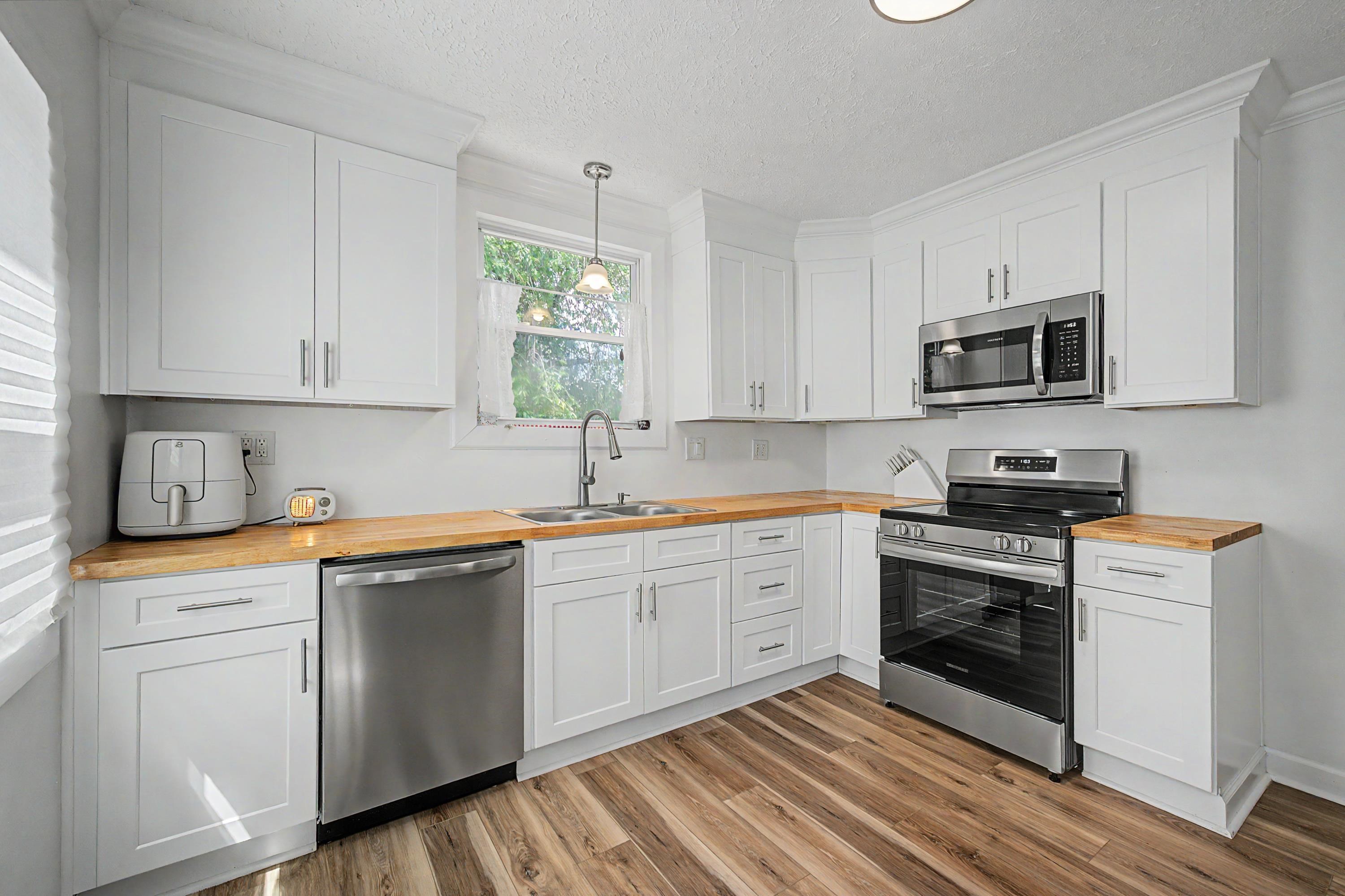 904 Westview Street Narrows VA 24124