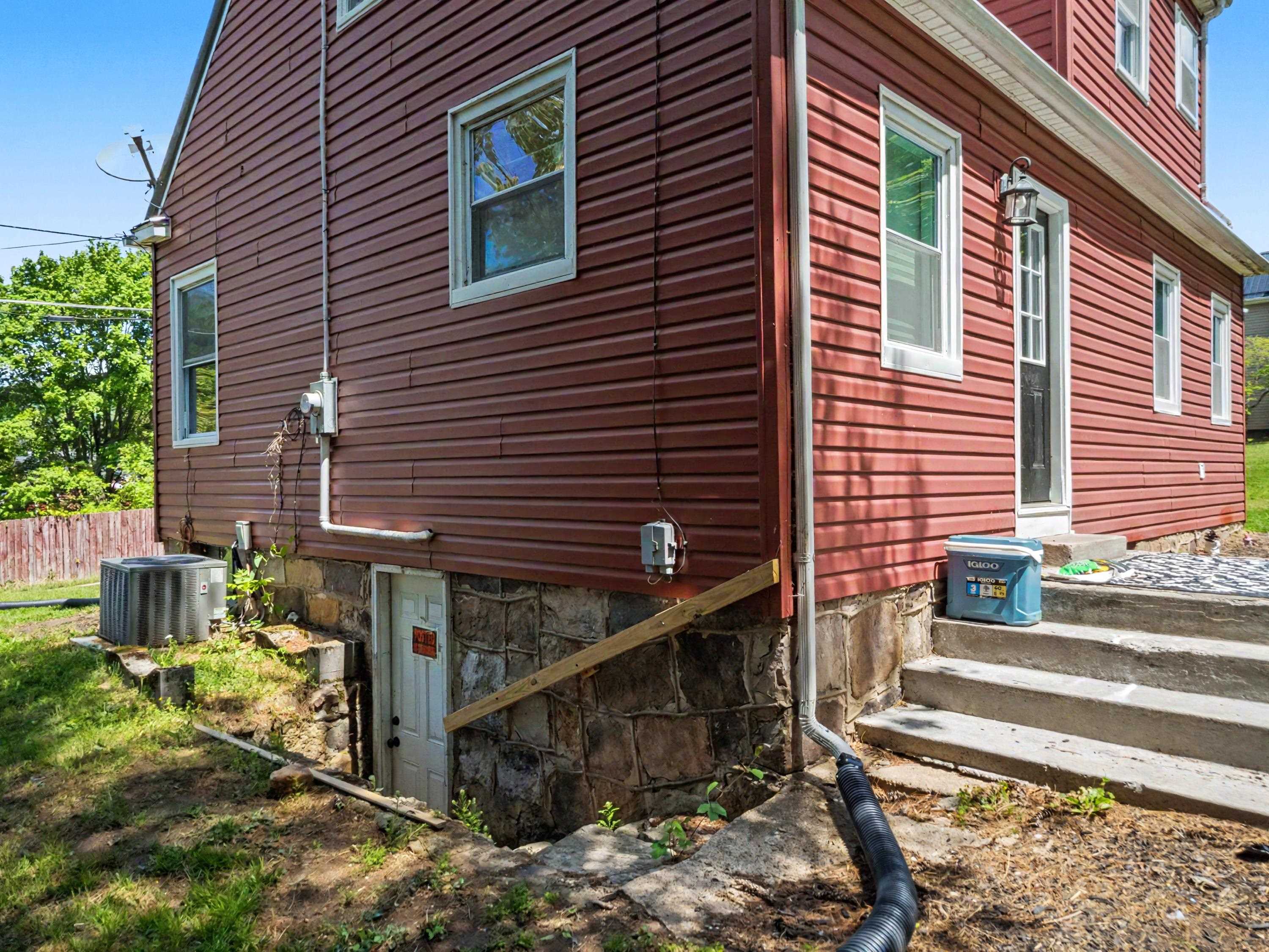 904 Westview Street Narrows VA 24124