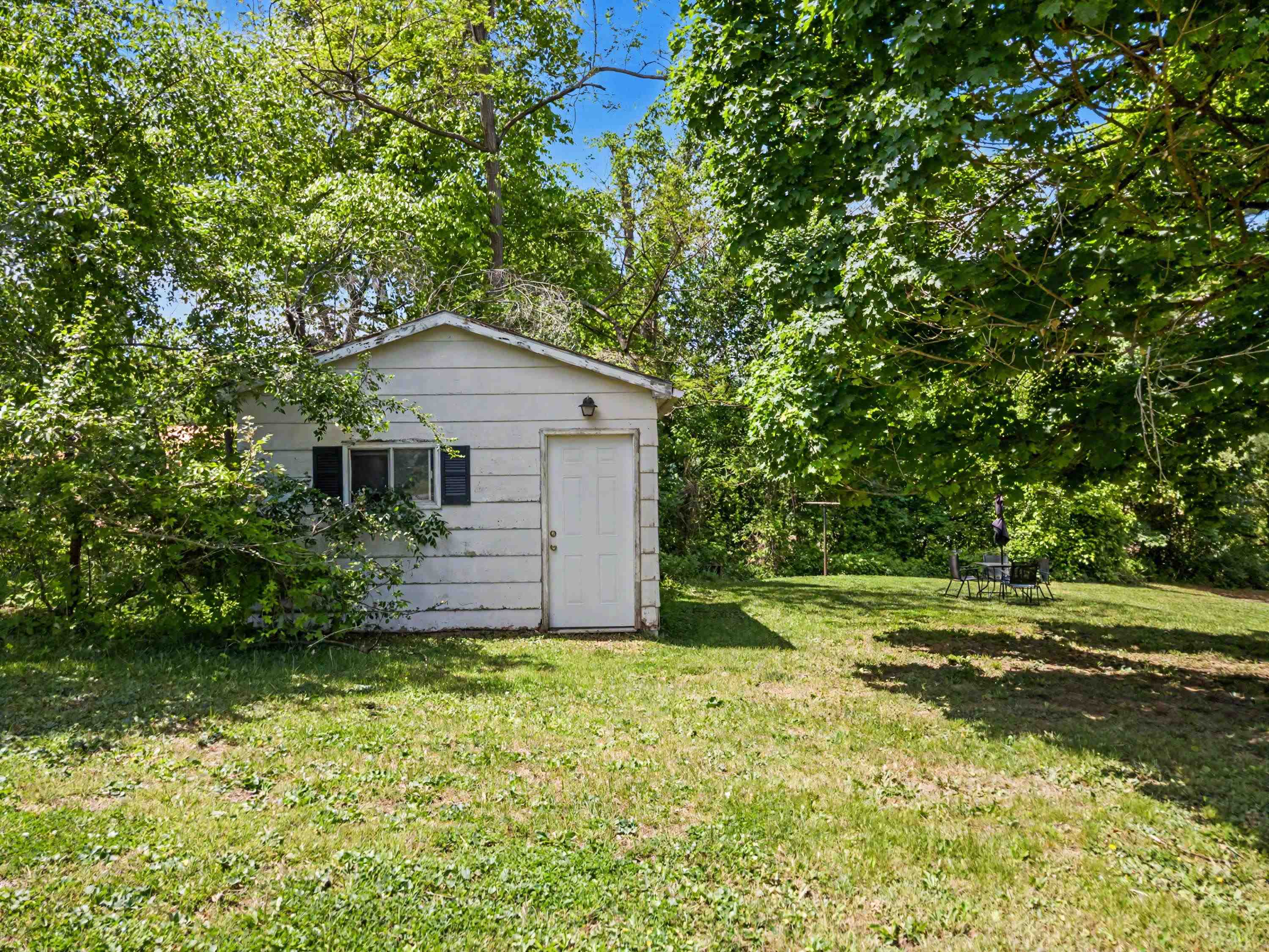 904 Westview Street Narrows VA 24124