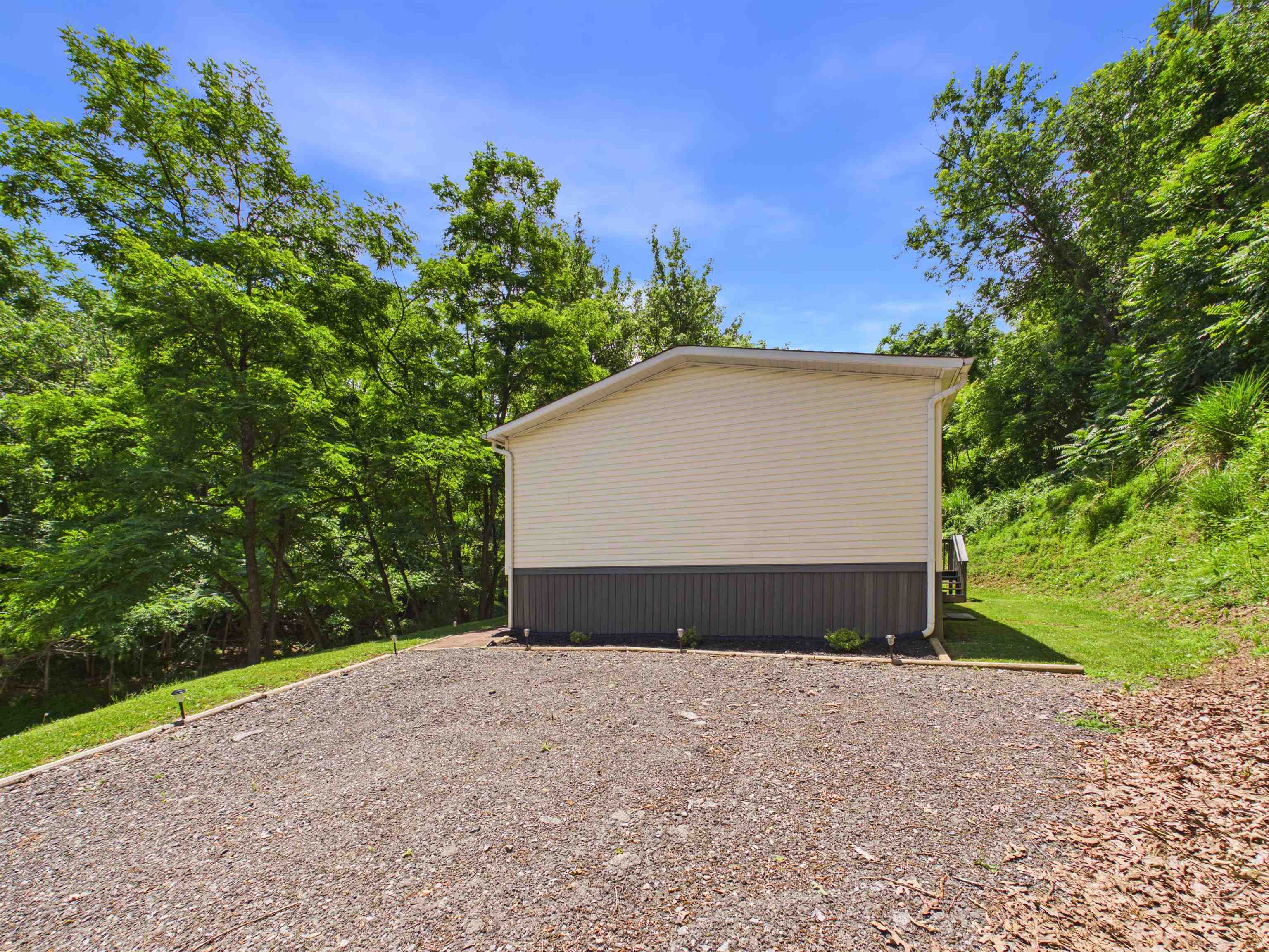 120 Holly Street Pulaski VA 24301