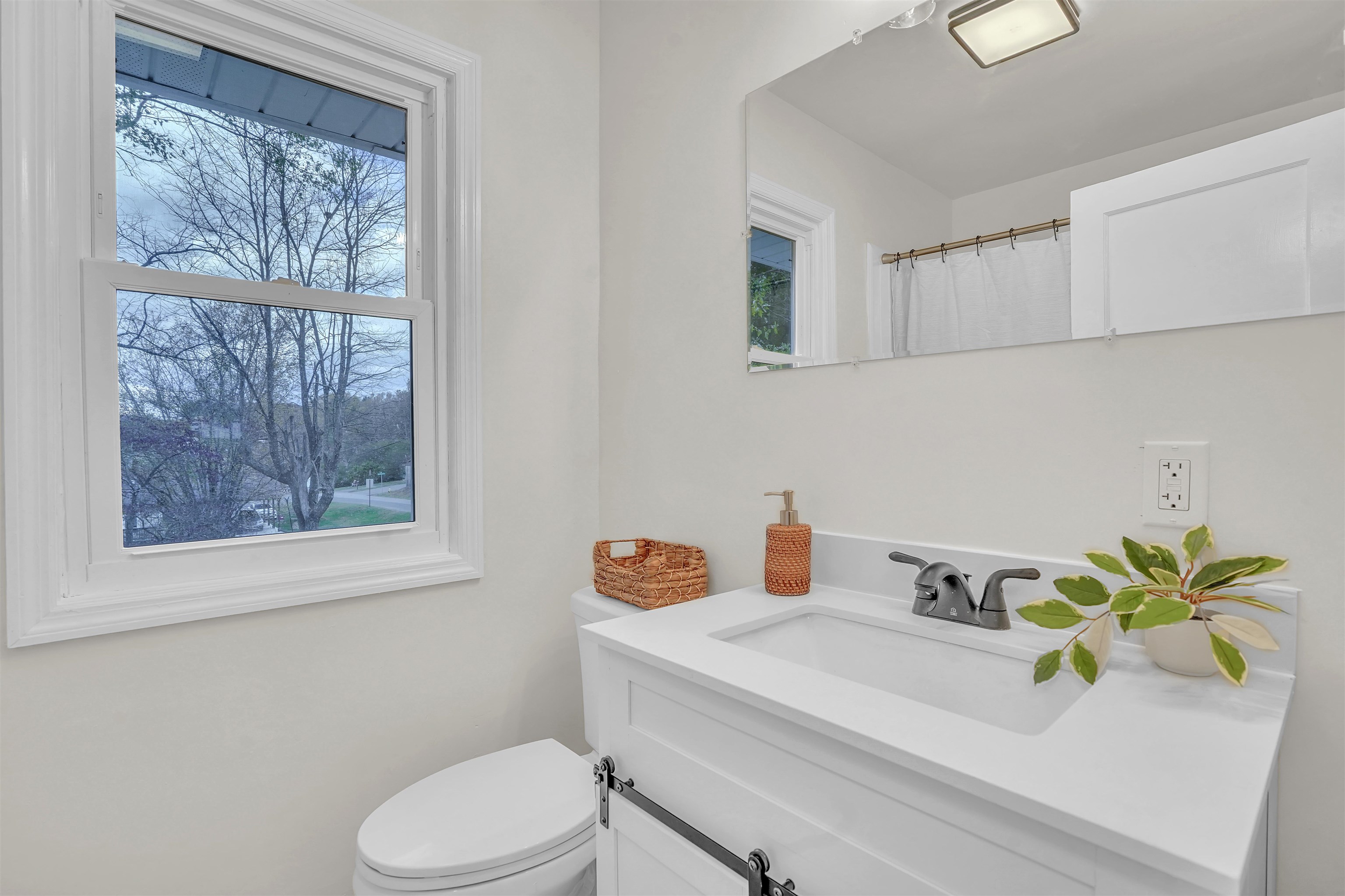 1125 Peppers Ferry Road Pulaski VA 24301