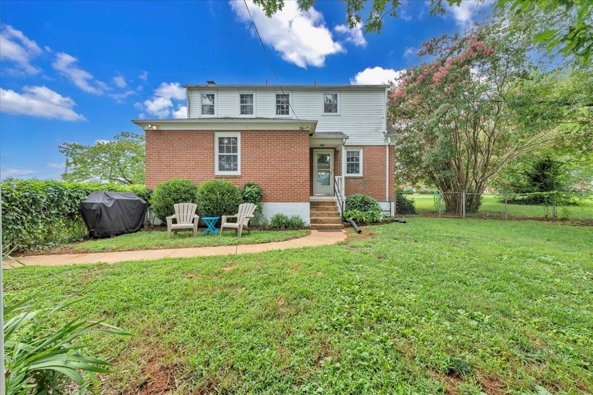 3240 Fleming Avenue NW Roanoke VA 24012