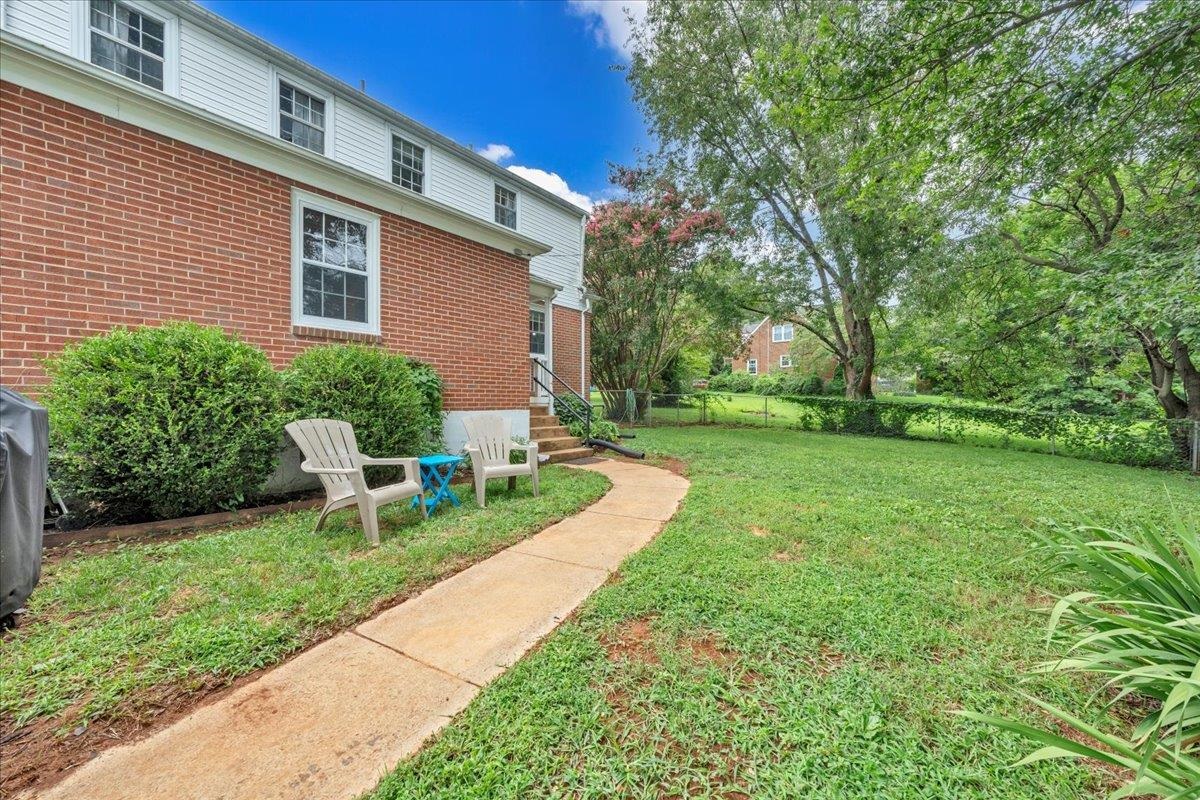 3240 Fleming Avenue NW Roanoke VA 24012