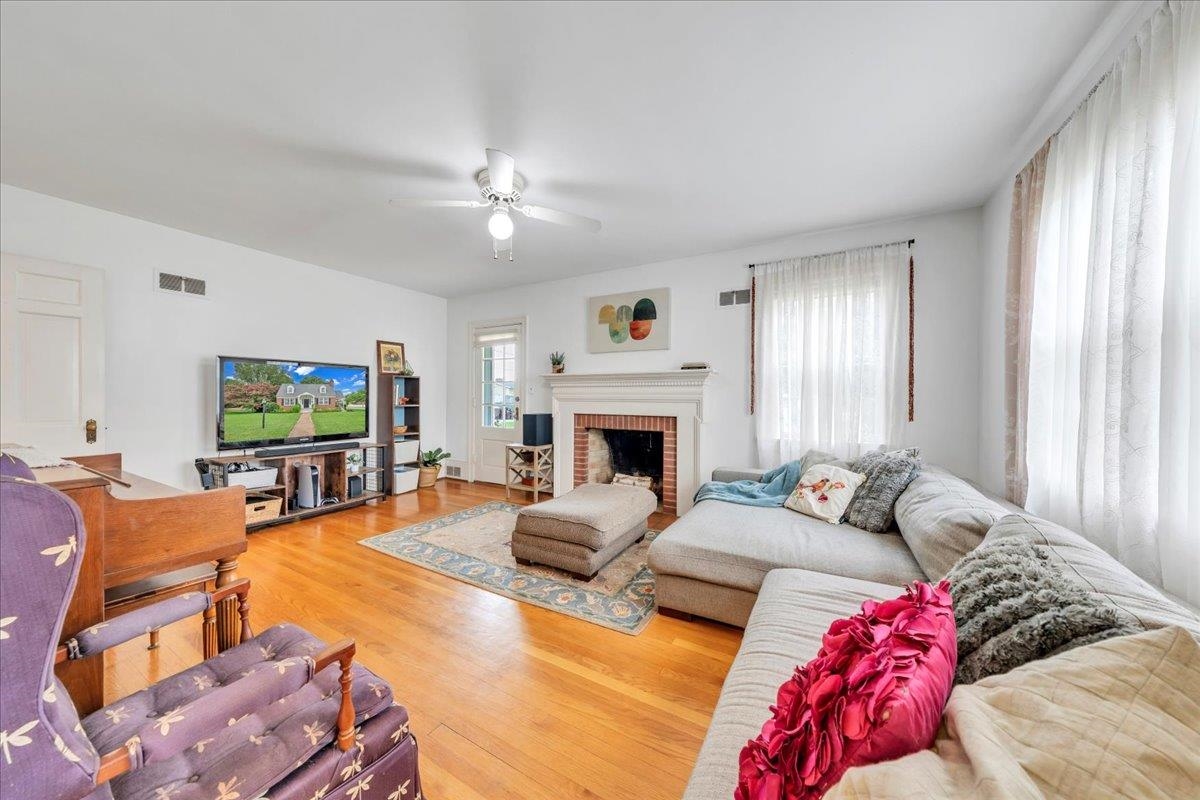 3240 Fleming Avenue NW Roanoke VA 24012