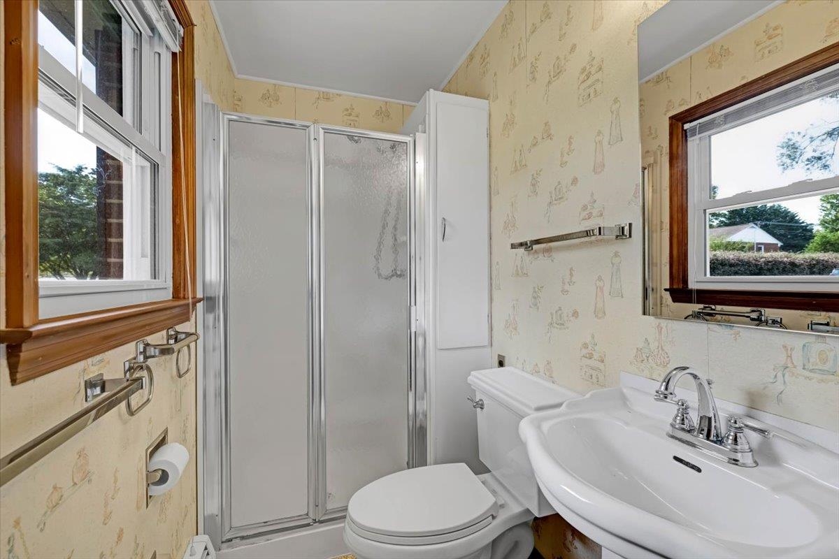 1004 Kentwood Drive Blacksburg VA 24060