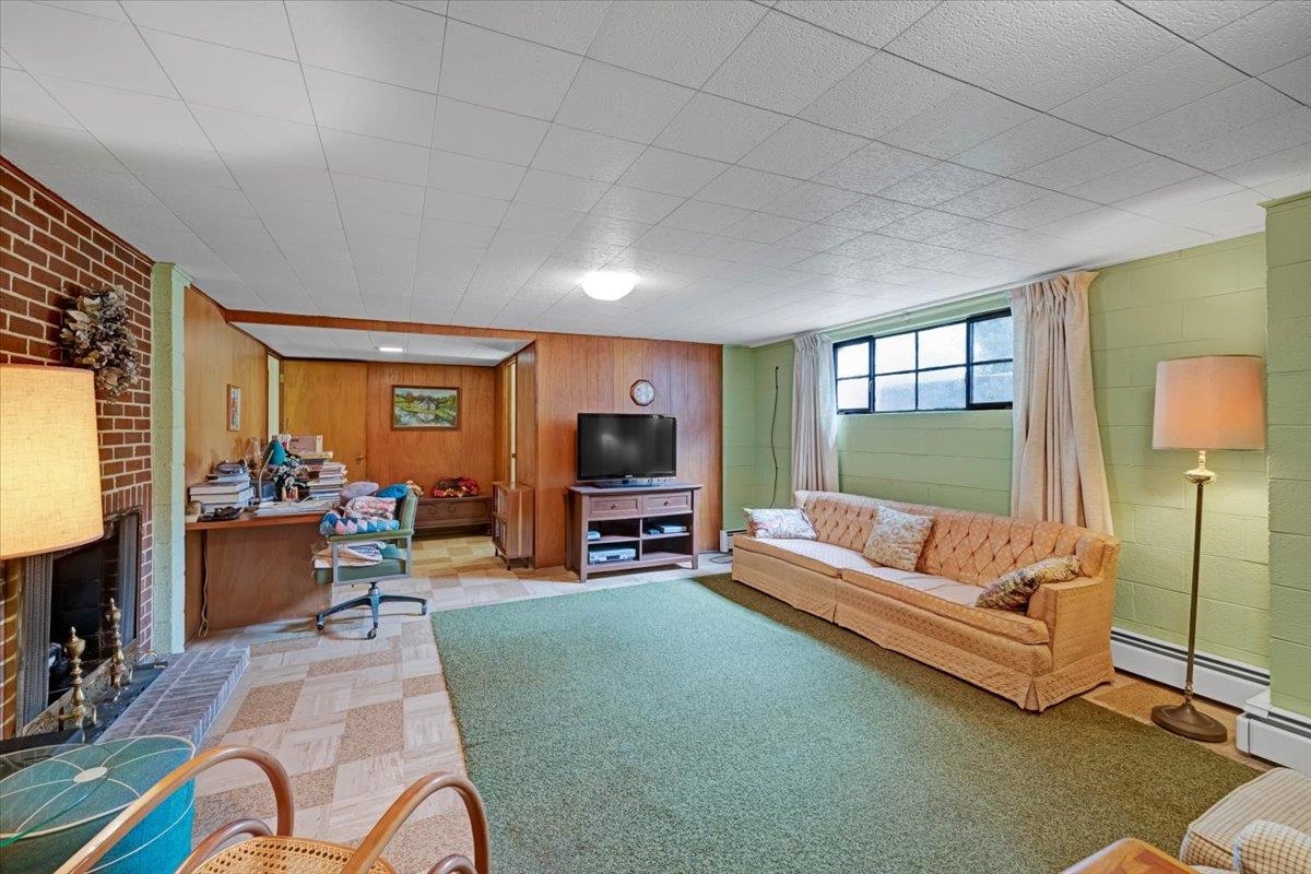 1004 Kentwood Drive Blacksburg VA 24060