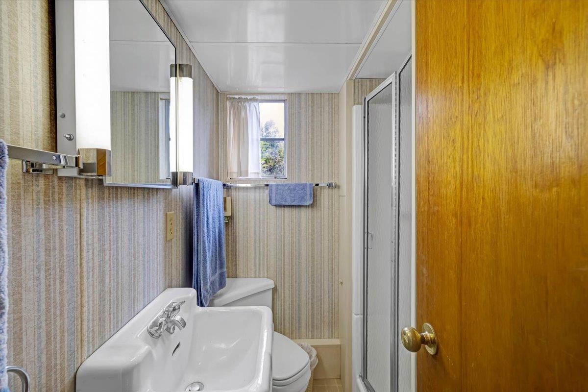 1004 Kentwood Drive Blacksburg VA 24060