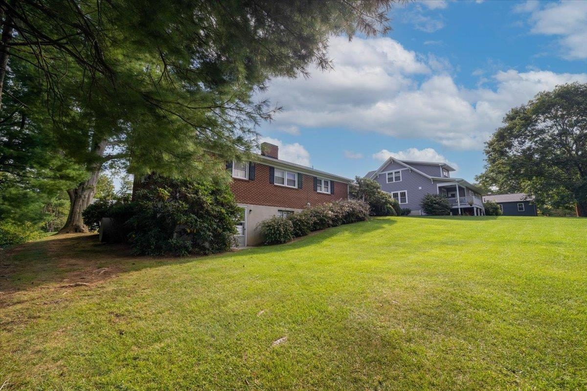 1004 Kentwood Drive Blacksburg VA 24060