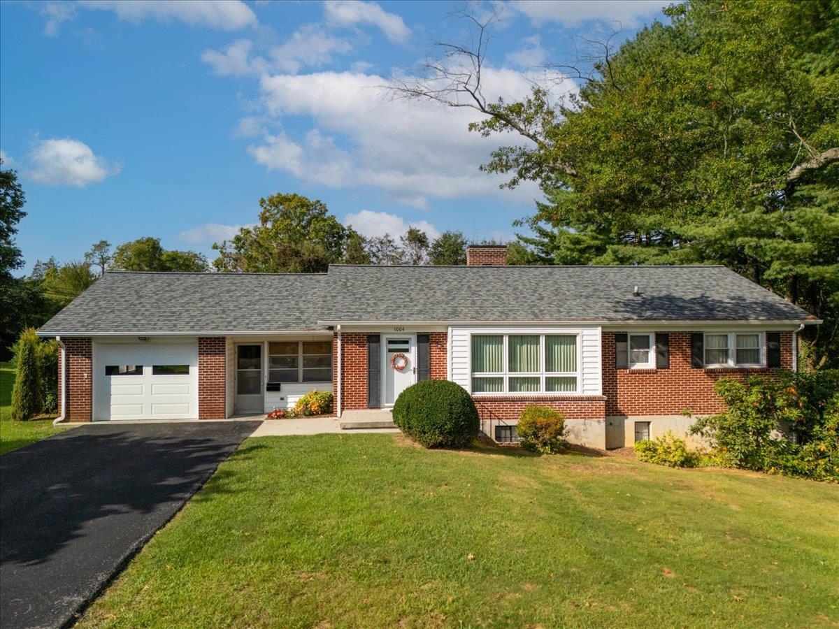 1004 Kentwood Drive Blacksburg VA 24060