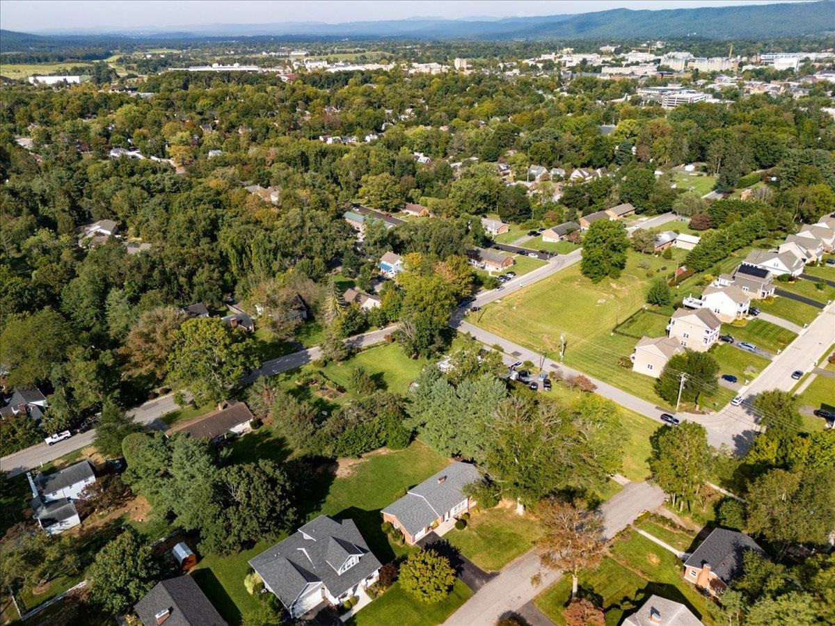 1004 Kentwood Drive Blacksburg VA 24060