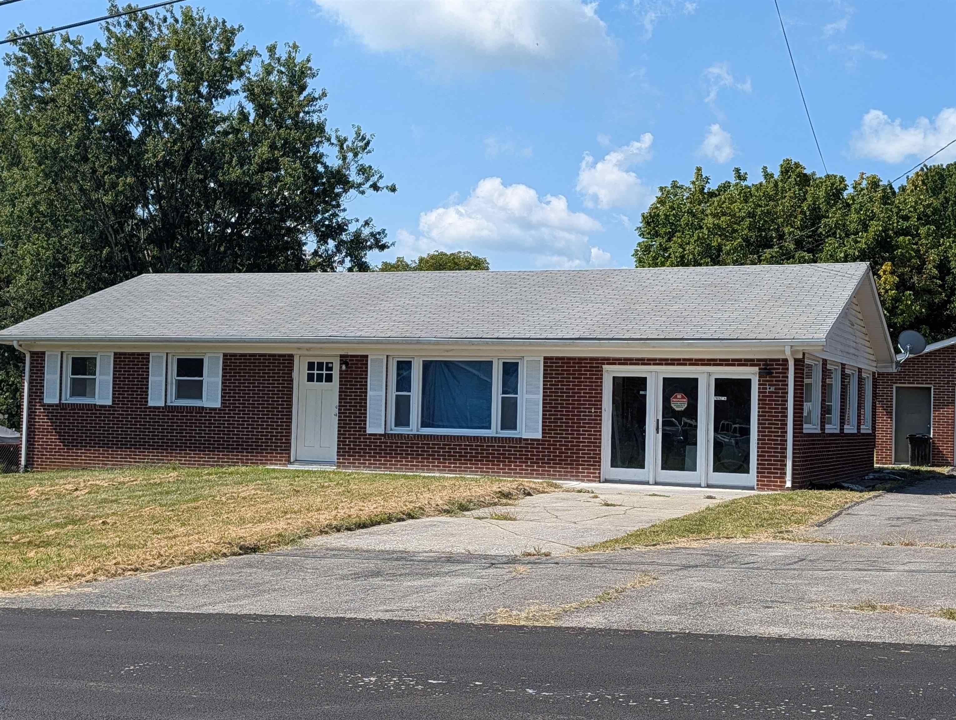 421 Walnut Avenue Dublin VA 24084