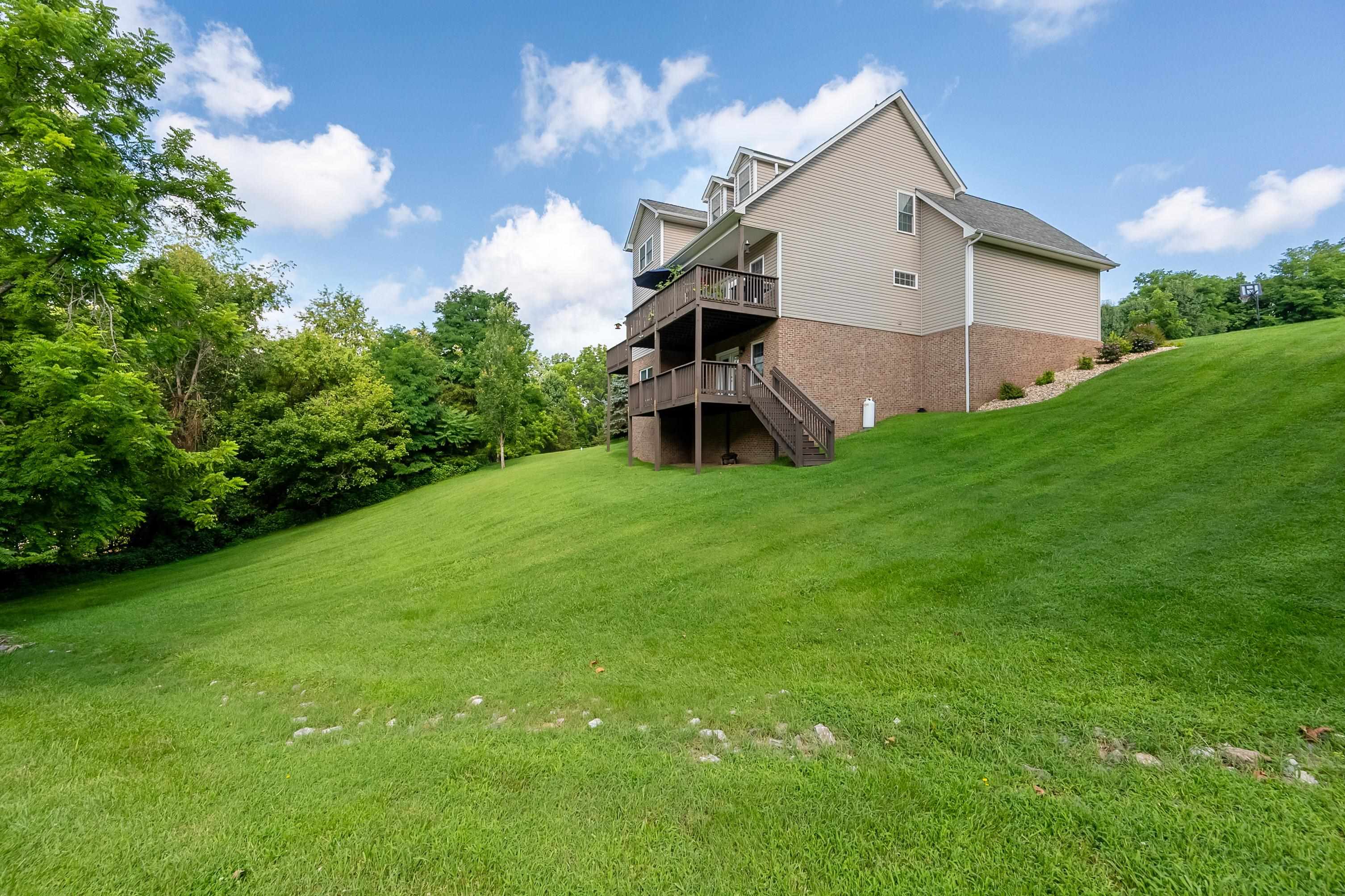 205 Ridge Lane Radford VA 24141