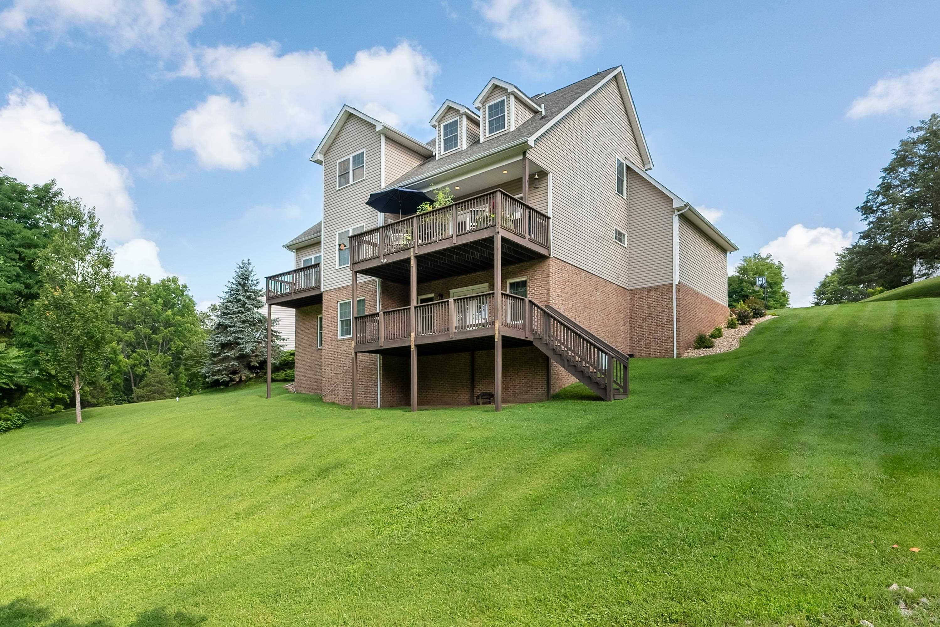 205 Ridge Lane Radford VA 24141