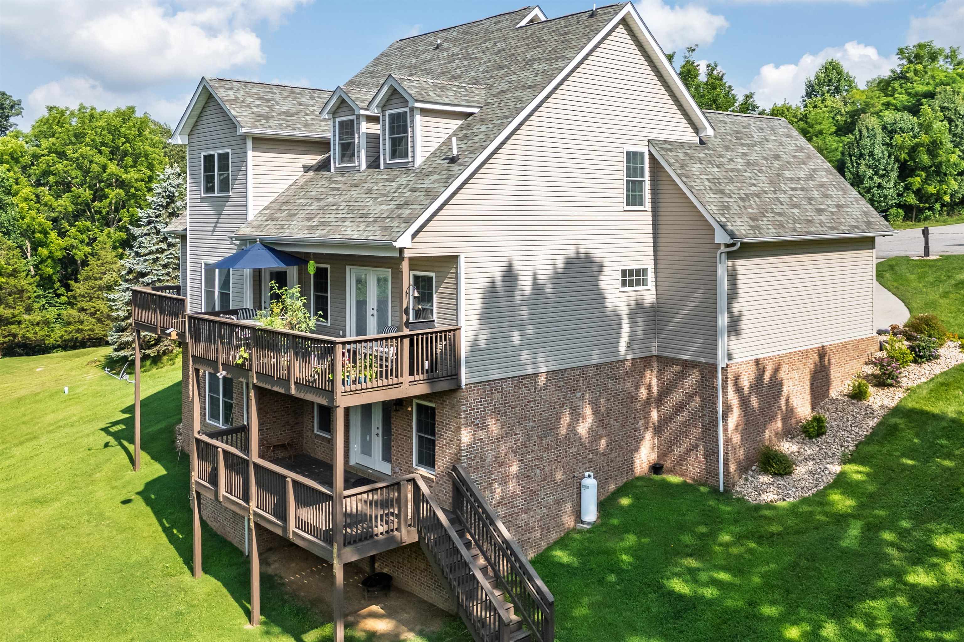 205 Ridge Lane Radford VA 24141