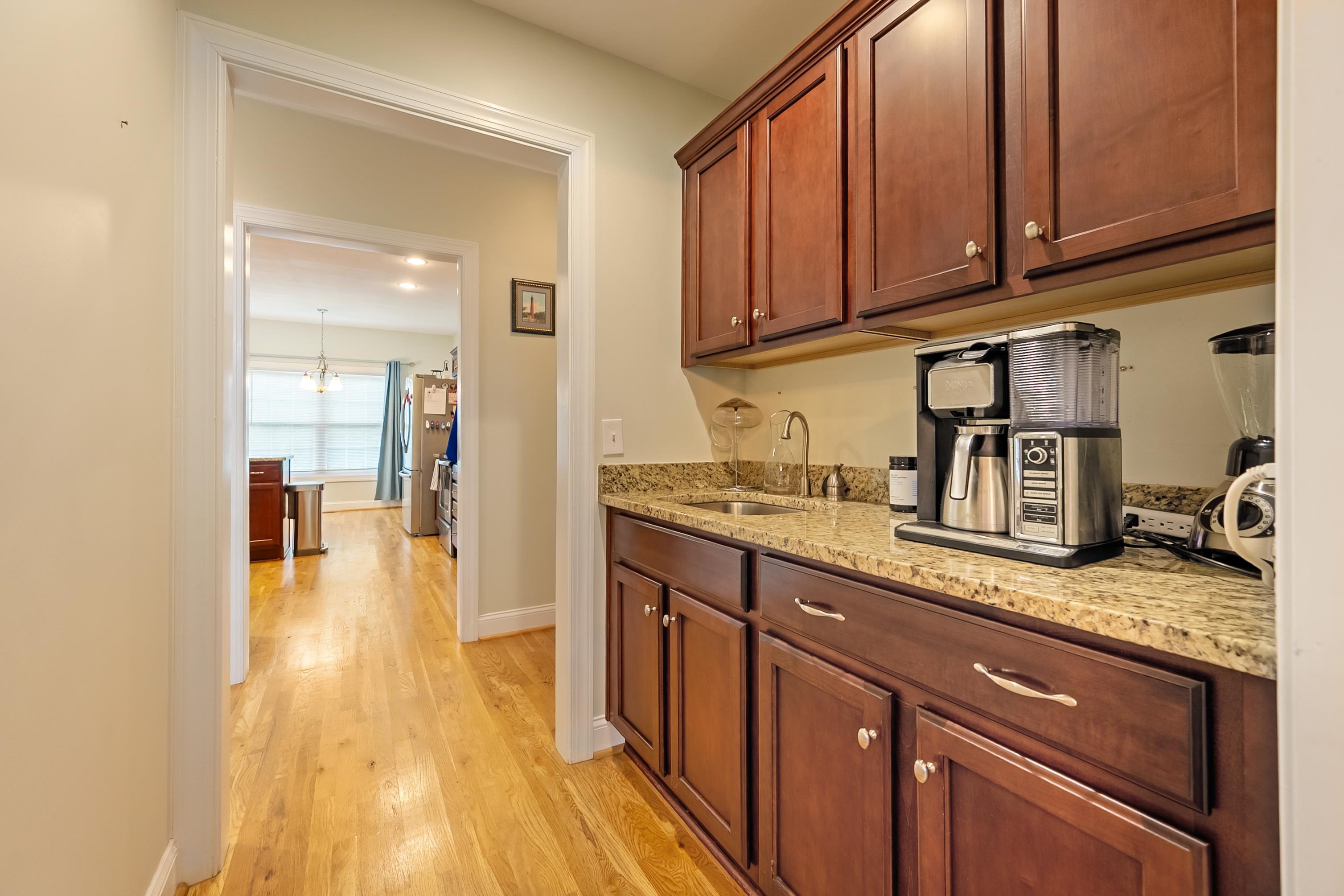 205 Ridge Lane Radford VA 24141