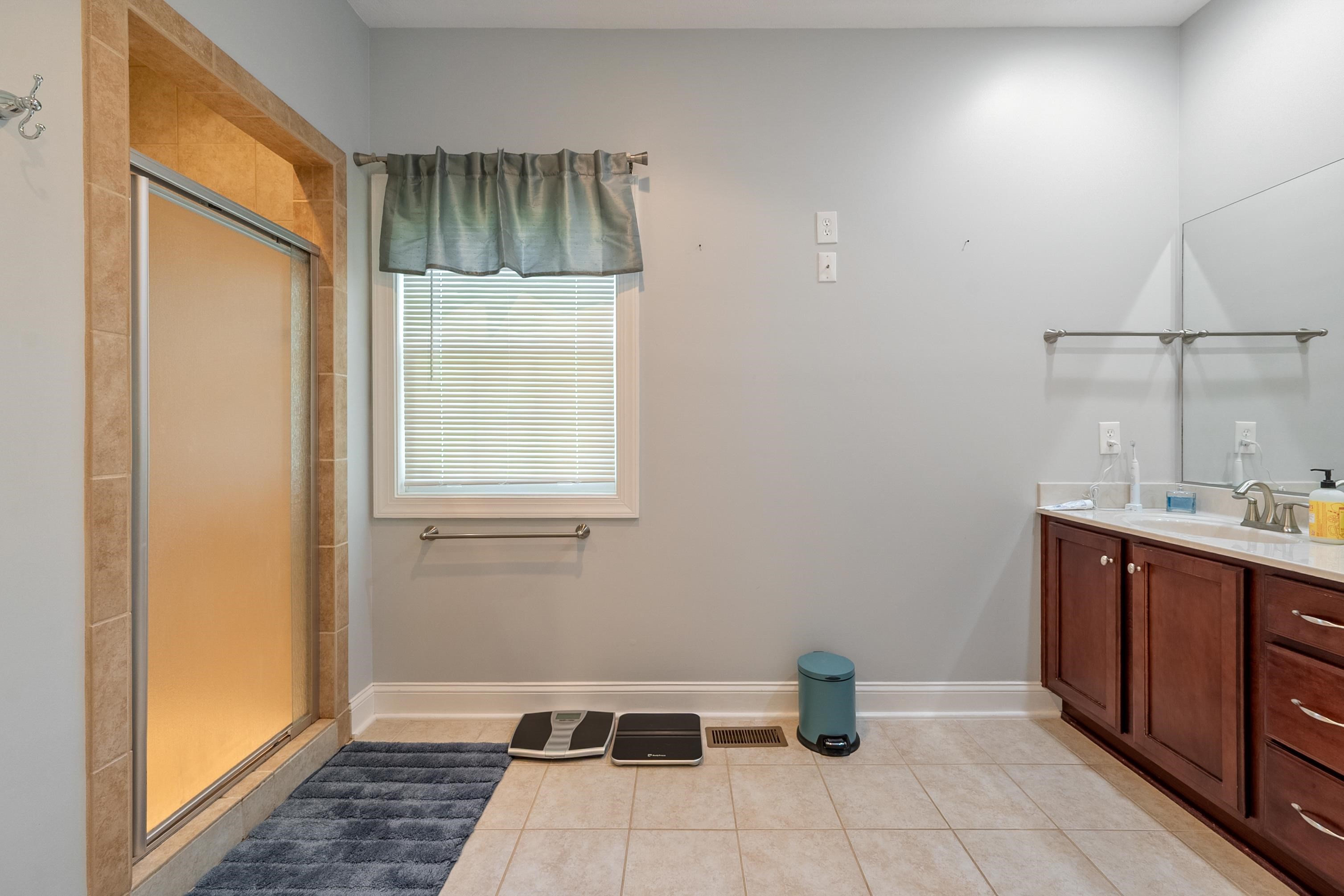 205 Ridge Lane Radford VA 24141