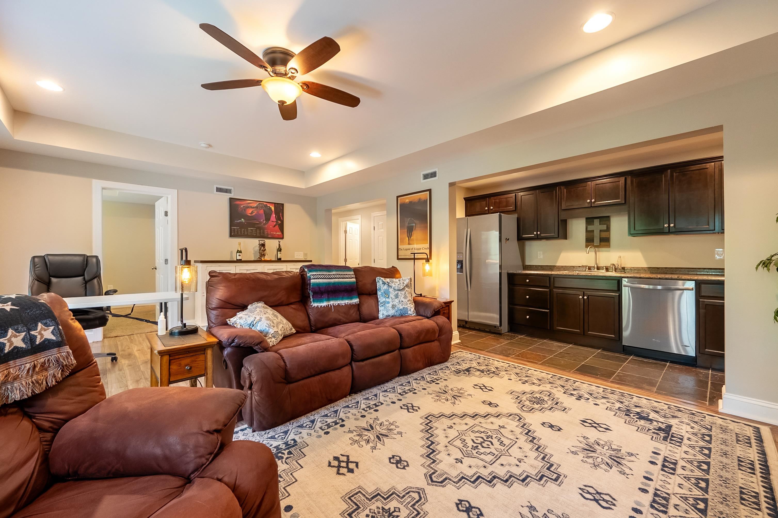 205 Ridge Lane Radford VA 24141