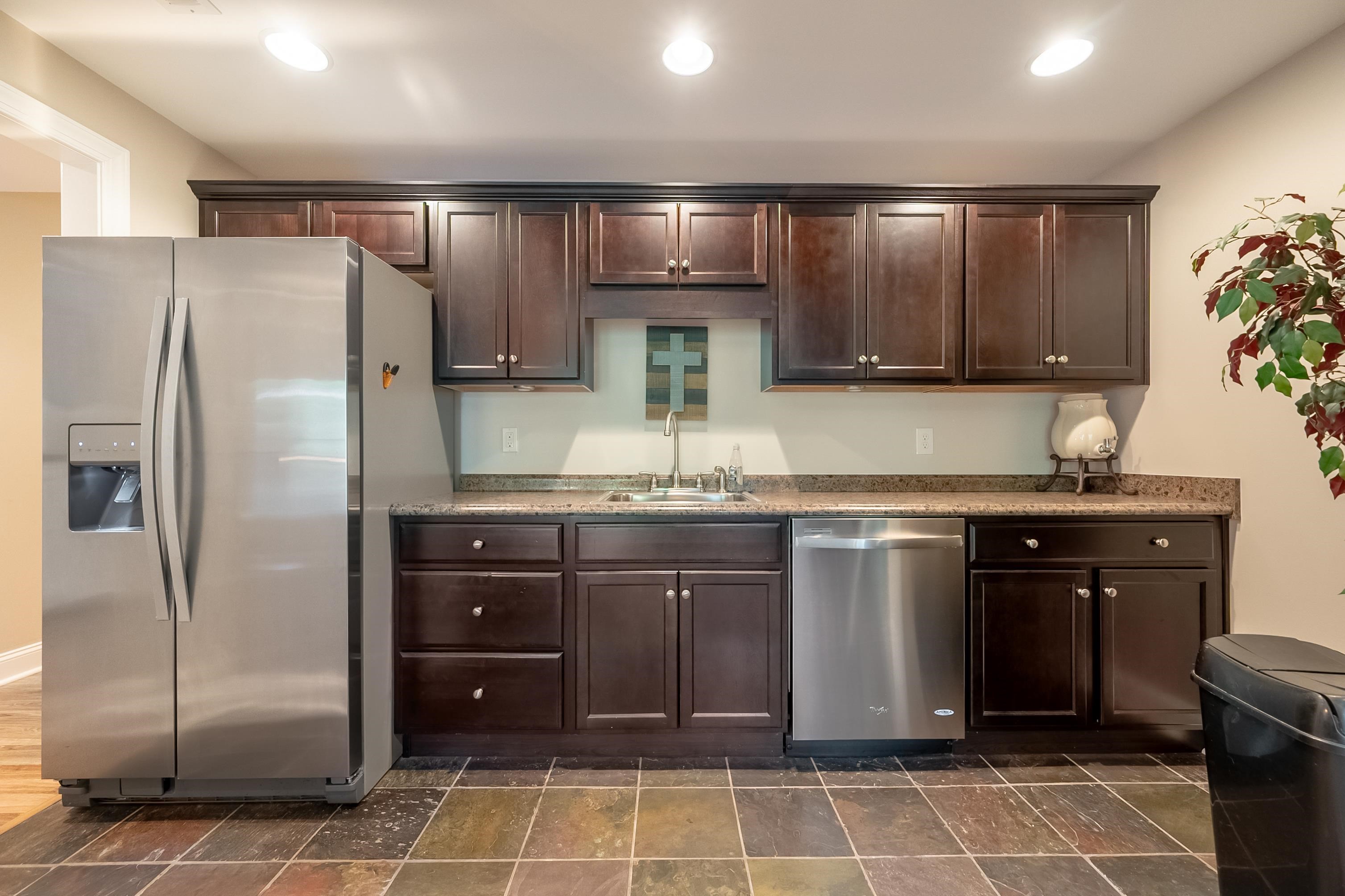 205 Ridge Lane Radford VA 24141