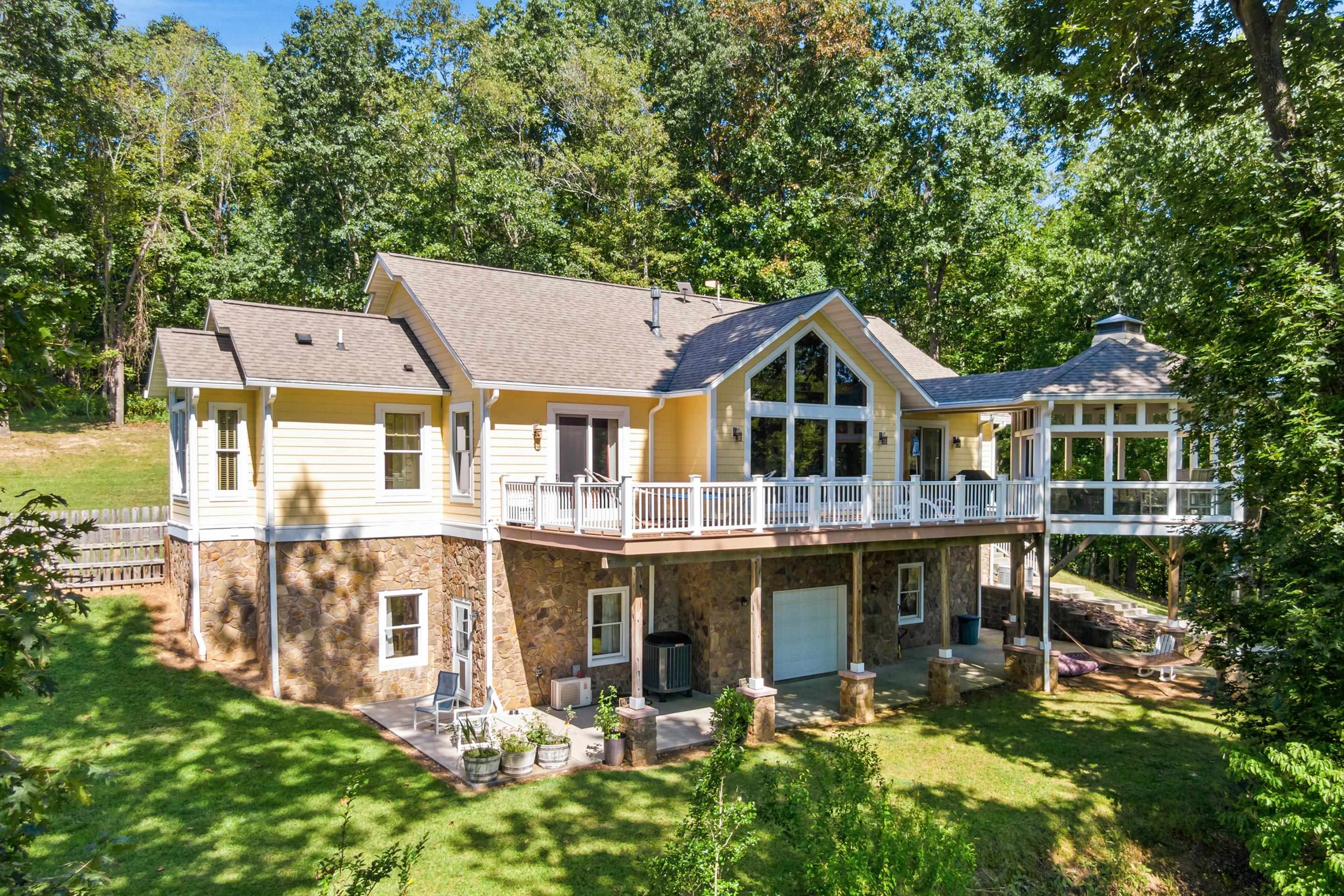 138 Ridgeland Drive Max Meadows VA 24360