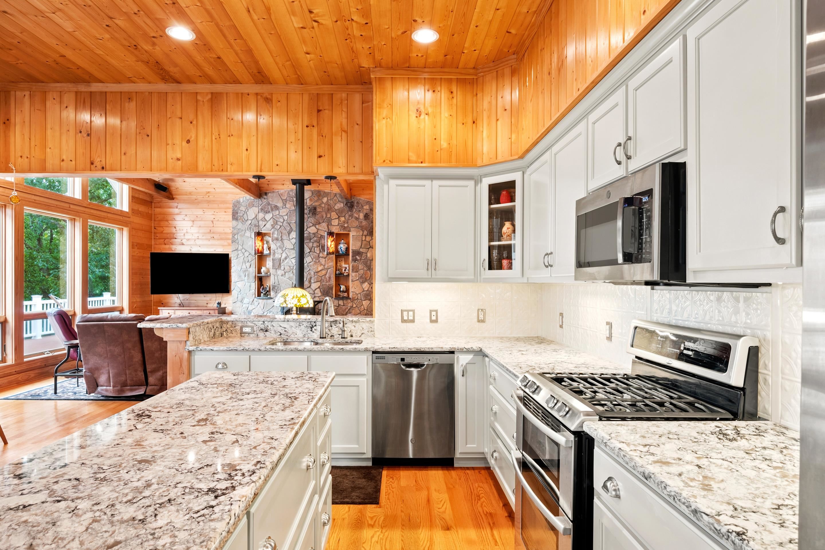 138 Ridgeland Drive Max Meadows VA 24360