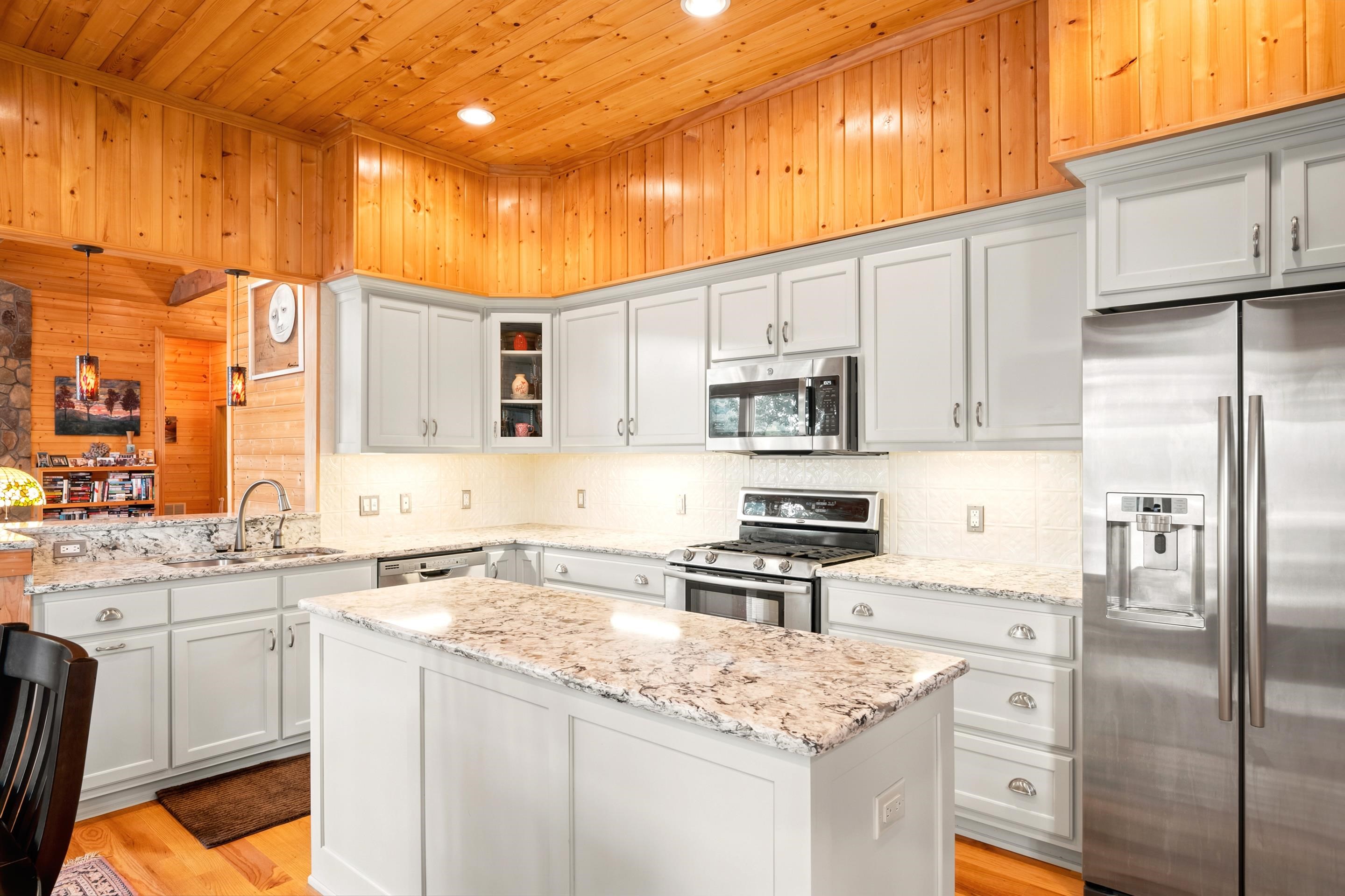 138 Ridgeland Drive Max Meadows VA 24360